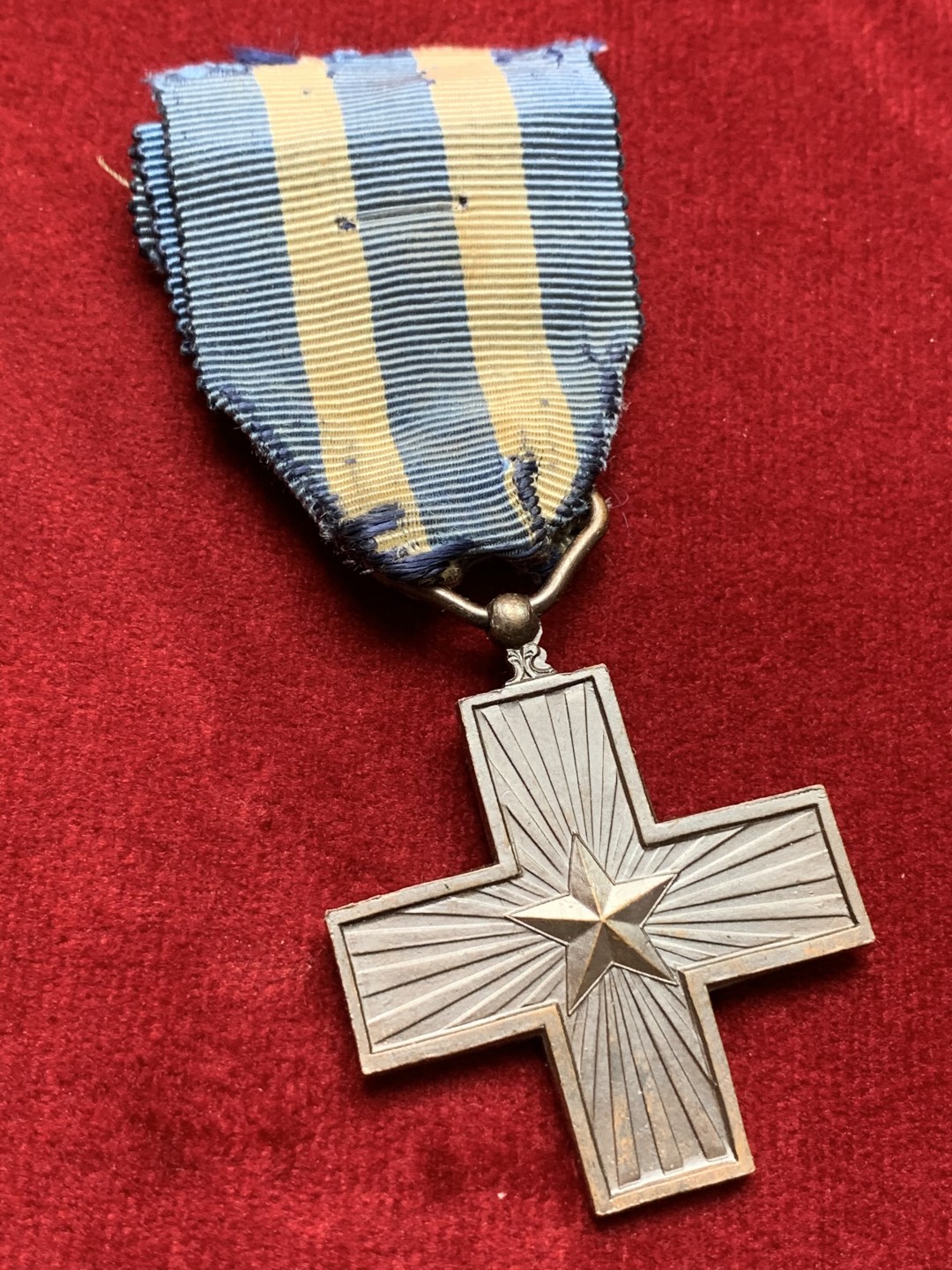 《竞宝斋》第102场-本周四 套币裸币专场（全场不限金额包邮） 意大利一战 三等五星十字勋章