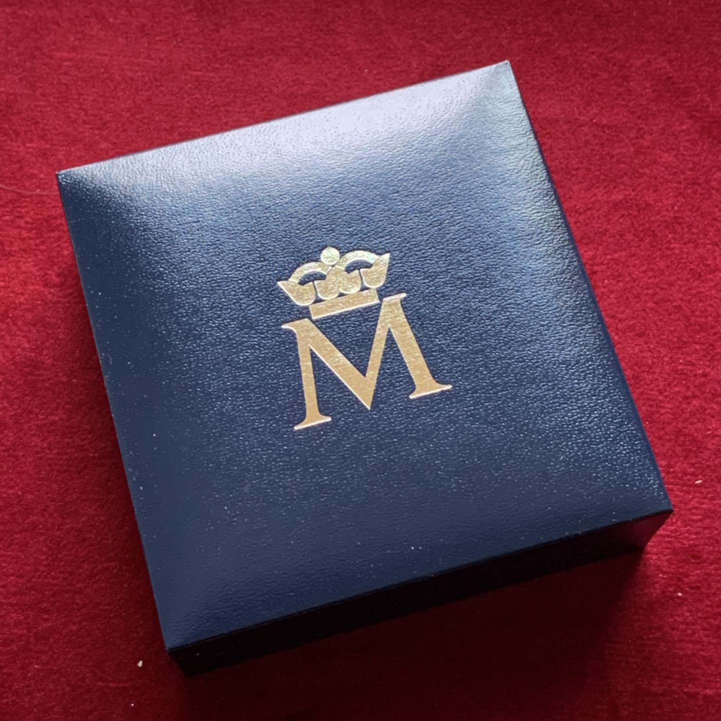 《竞宝斋》第102场-本周四 套币裸币专场（全场不限金额包邮） 原盒证书西班牙2002年 诗人阿尔维蒂百年纪念10欧元精制大银币