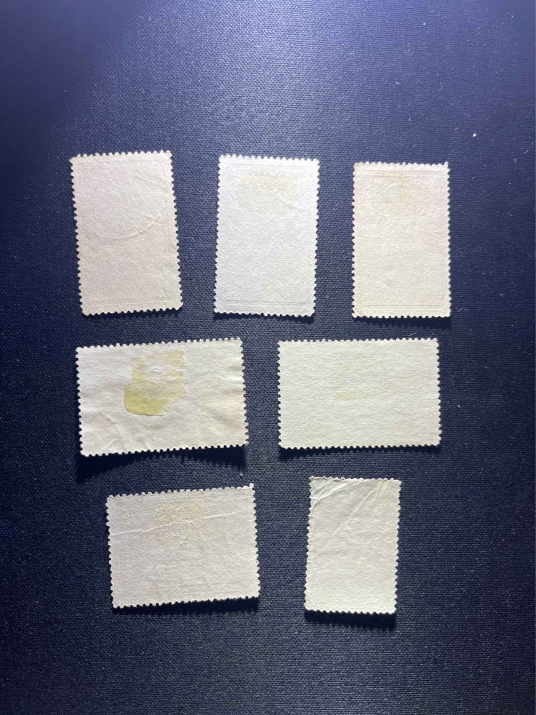 洪涛臻品 精选邮票限时拍卖第四十七期 偏远地区邮票一组，品相自定，数量有限，喜欢不要错过，随时售缺
