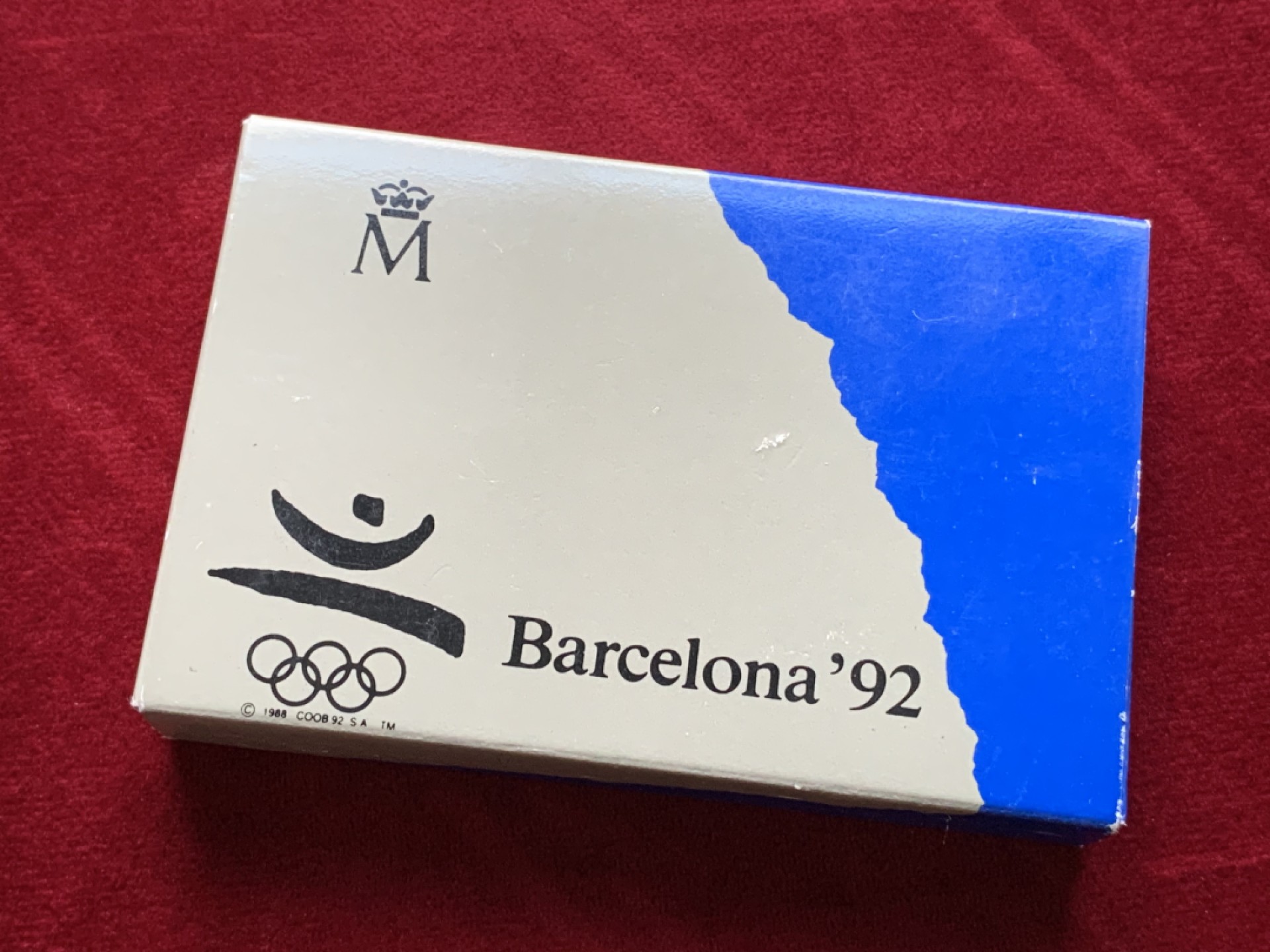 《竞宝斋》第102场-本周四 套币裸币专场（全场不限金额包邮） 原盒证书 西班牙1992年 巴塞罗那奥运射箭 2000比塞塔大银币 27克