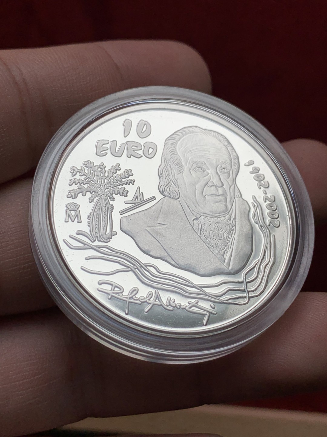 《竞宝斋》第102场-本周四 套币裸币专场（全场不限金额包邮） 原盒证书西班牙2002年 诗人阿尔维蒂百年纪念10欧元精制大银币