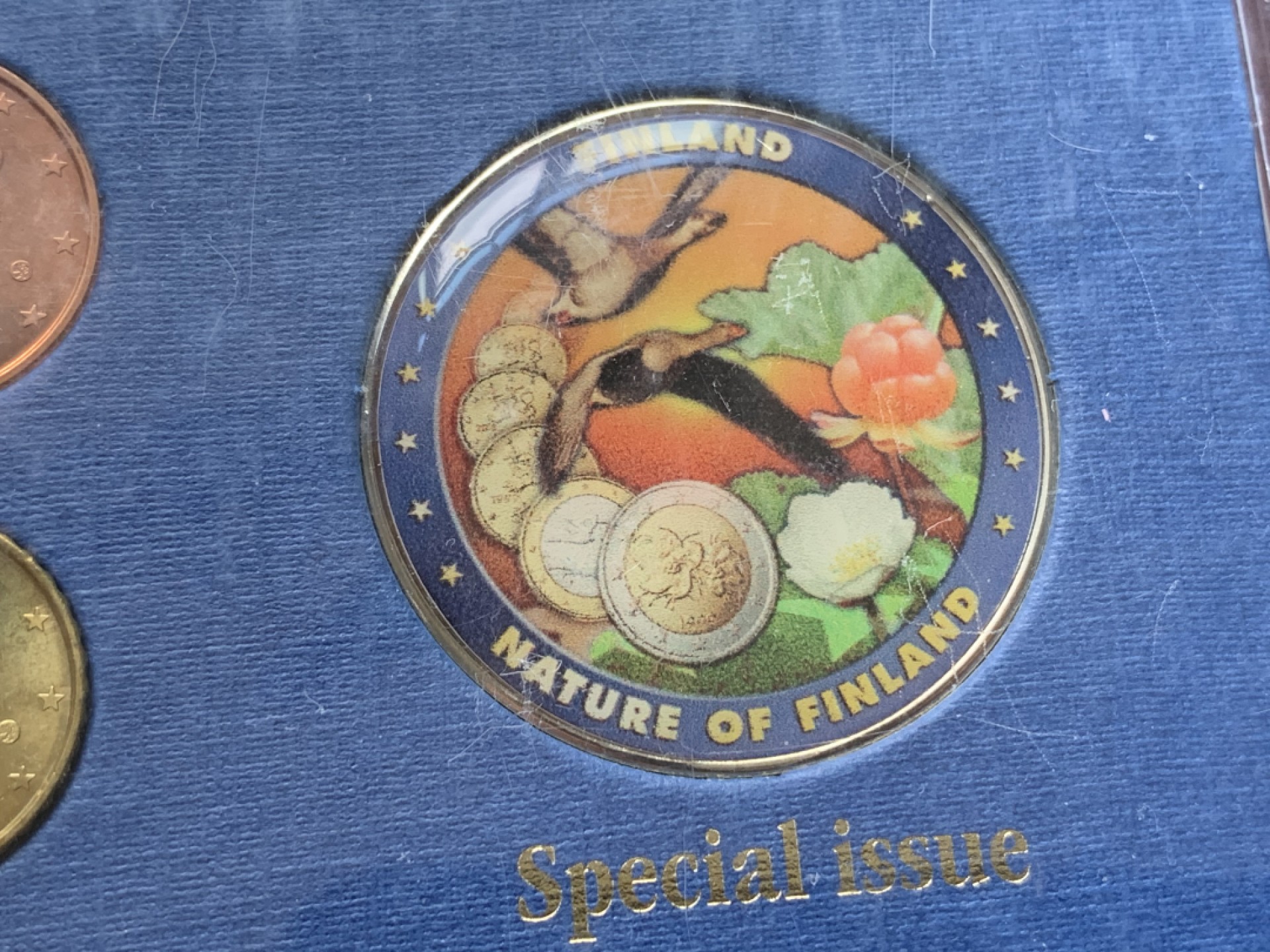 《竞宝斋》第102场-本周四 套币裸币专场（全场不限金额包邮） 芬兰2013年 欧元八枚套+一枚大章 都是BU品 塑料壳有细划