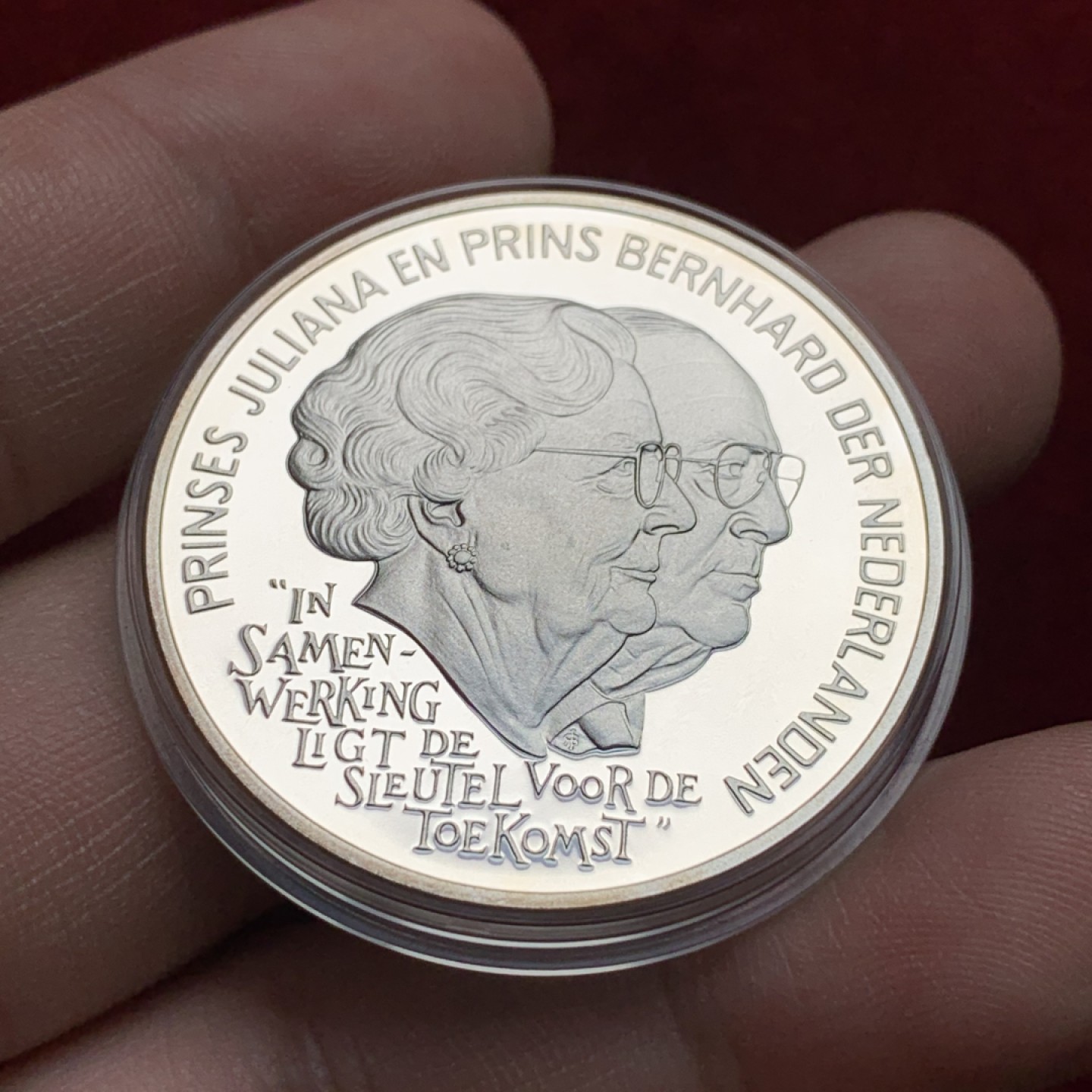 《竞宝斋》第102场-本周四 套币裸币专场（全场不限金额包邮） 荷兰1994年 朱丽安娜 10ECU 精制大银币 25克