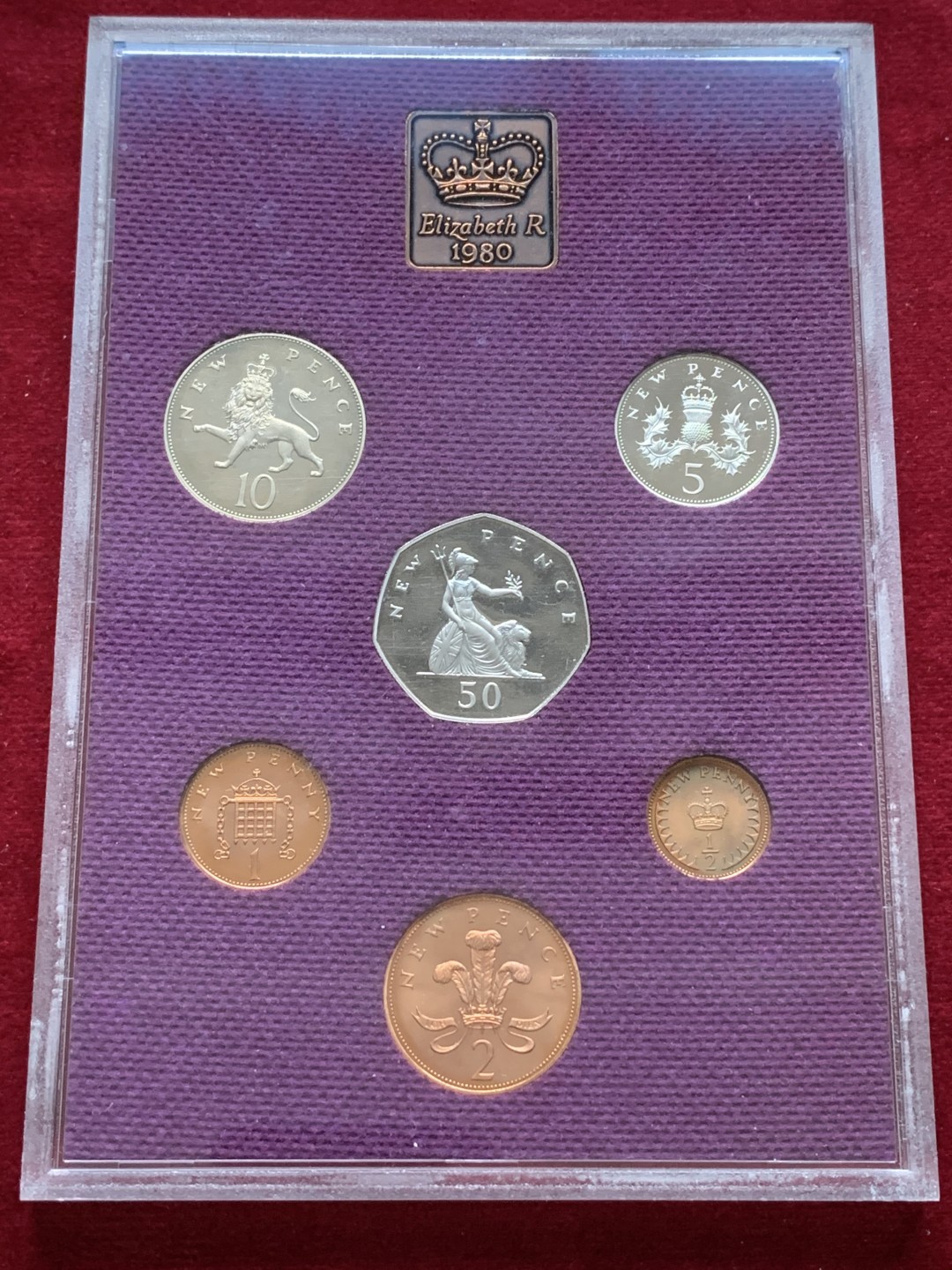 《竞宝斋》第102场-本周四 套币裸币专场（全场不限金额包邮） 英国 1980年 六枚套+一枚章 封装精制币 不同面值