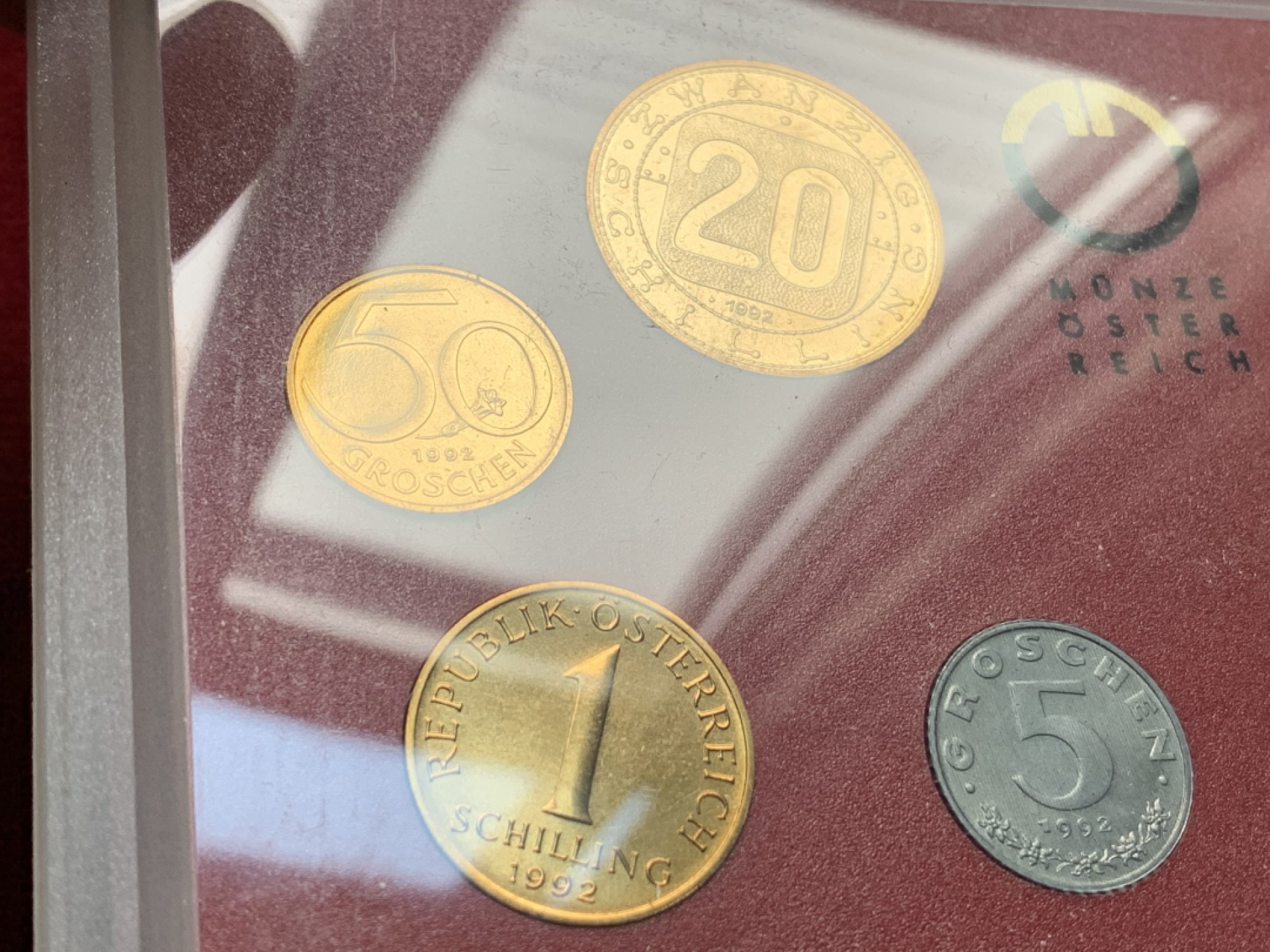 《竞宝斋》第102场-本周四 套币裸币专场（全场不限金额包邮） 封装 奥地利1992年 八枚装 不同面值套币 非常漂亮