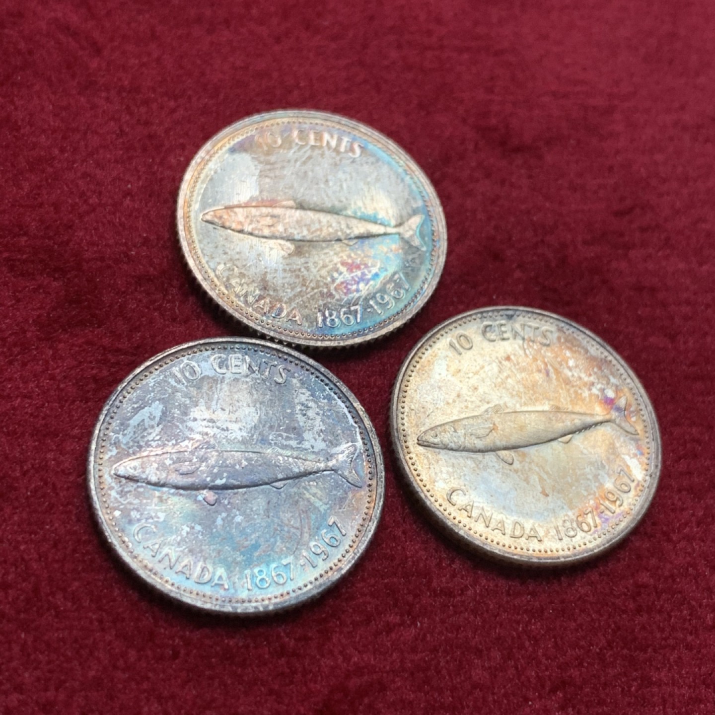 《竞宝斋》第102场-本周四 套币裸币专场（全场不限金额包邮） 加拿大 1967 维多利亚女王像 10分 小鱼 银币3枚 五彩包浆 原光品