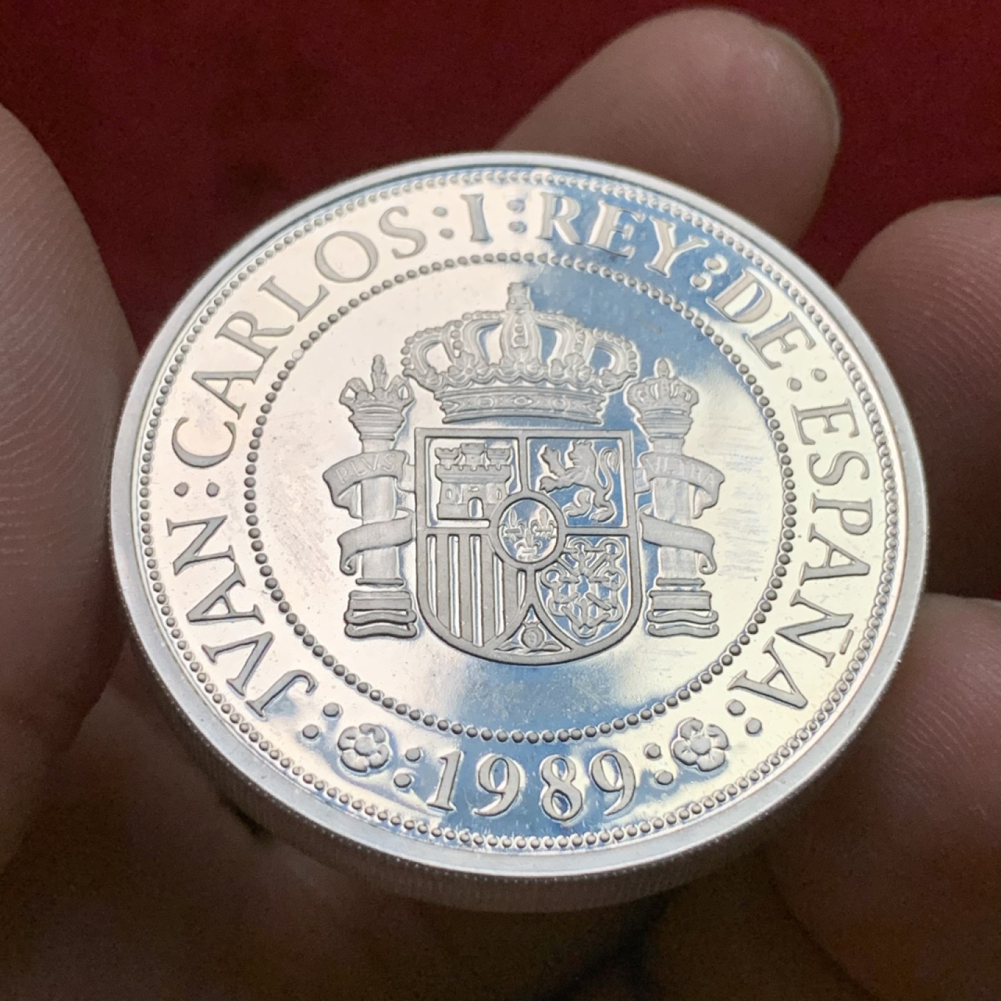 《竞宝斋》第102场-本周四 套币裸币专场（全场不限金额包邮） 西班牙发现新大陆五百周年纪念 1989年大帆船 5000比塞塔银币 54克 925银