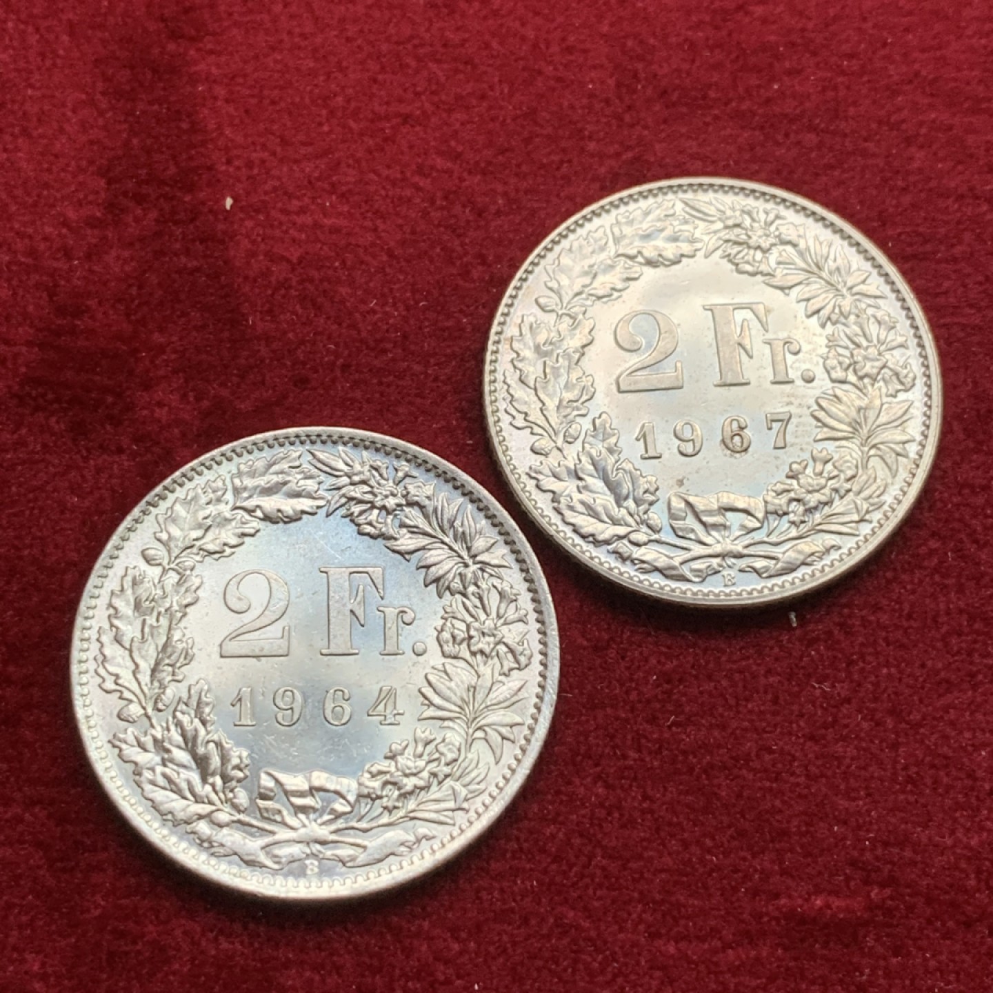 《竞宝斋》第102场-本周四 套币裸币专场（全场不限金额包邮） 瑞士 1964/1967年 2法郎银币一对 都是BU品 可以自己送评