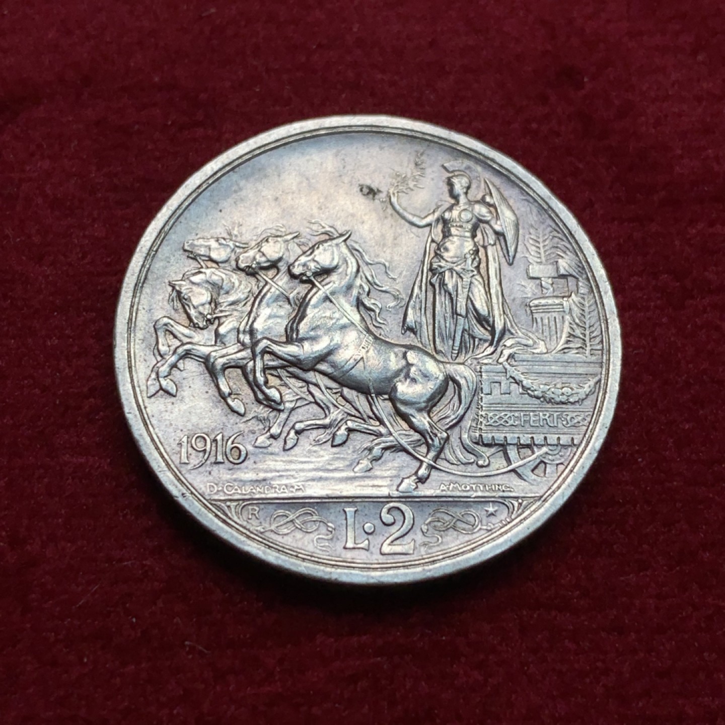 《竞宝斋》第102场-本周四 套币裸币专场（全场不限金额包邮） 意大利 1916年 马车 2里拉 银币 细节不错