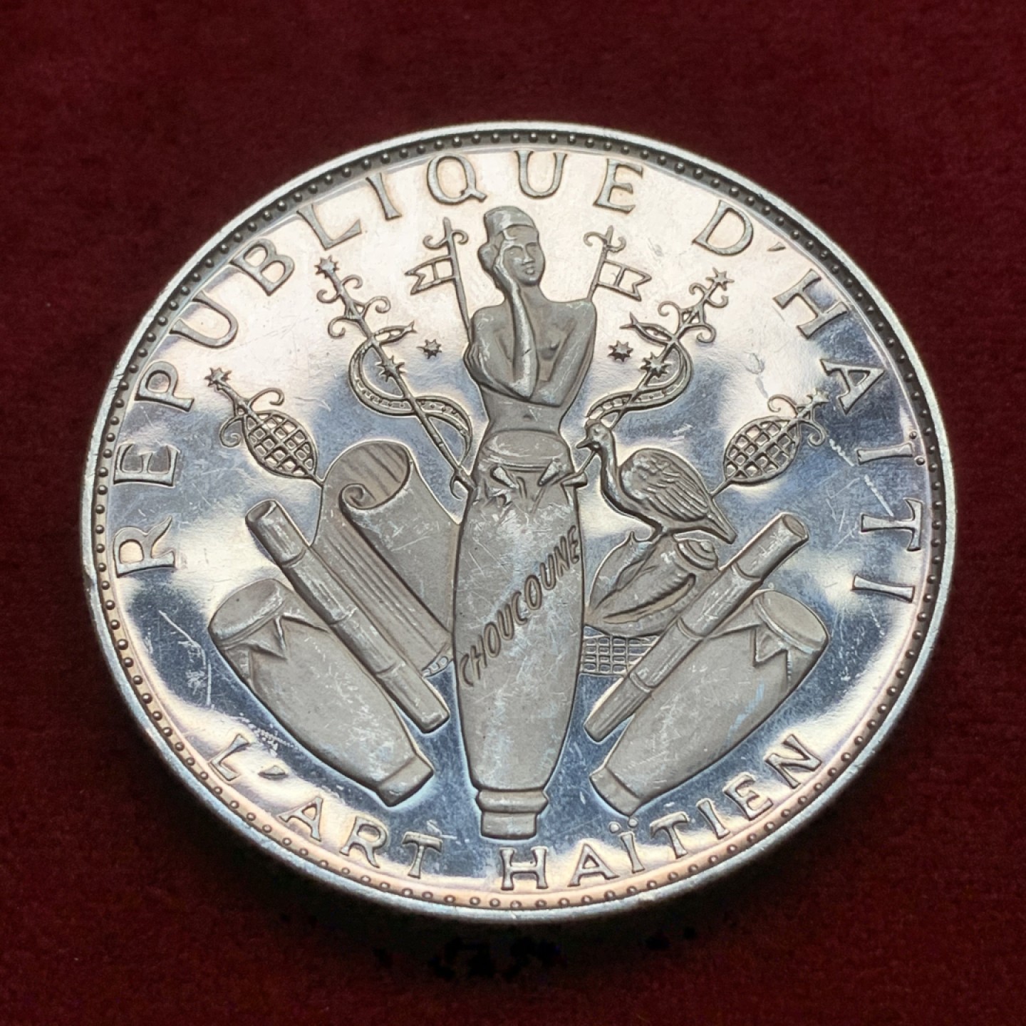 《竞宝斋》第102场-本周四 套币裸币专场（全场不限金额包邮） 海地1967年 十周年革命纪念 25G精制大银币 118克纯银