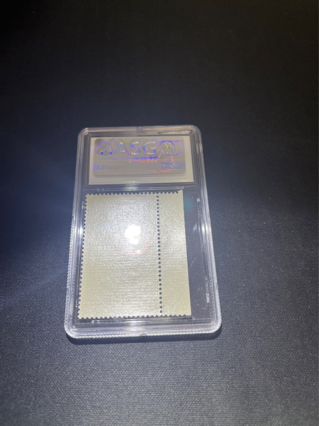 洪涛臻品 精选邮票限时拍卖第四十八期 特57黄山新16-15 ASG85分OG，带边纸，盒子无划痕，藏家首选，1963年发行，高配版85分，跟90状态看不出任何差别，无明显瑕疵。六珍精品，配套必备，版撕绝中绝精品，背胶白润，齿孔饱满。105最严格出分，状态极佳，注意捡漏价抄底