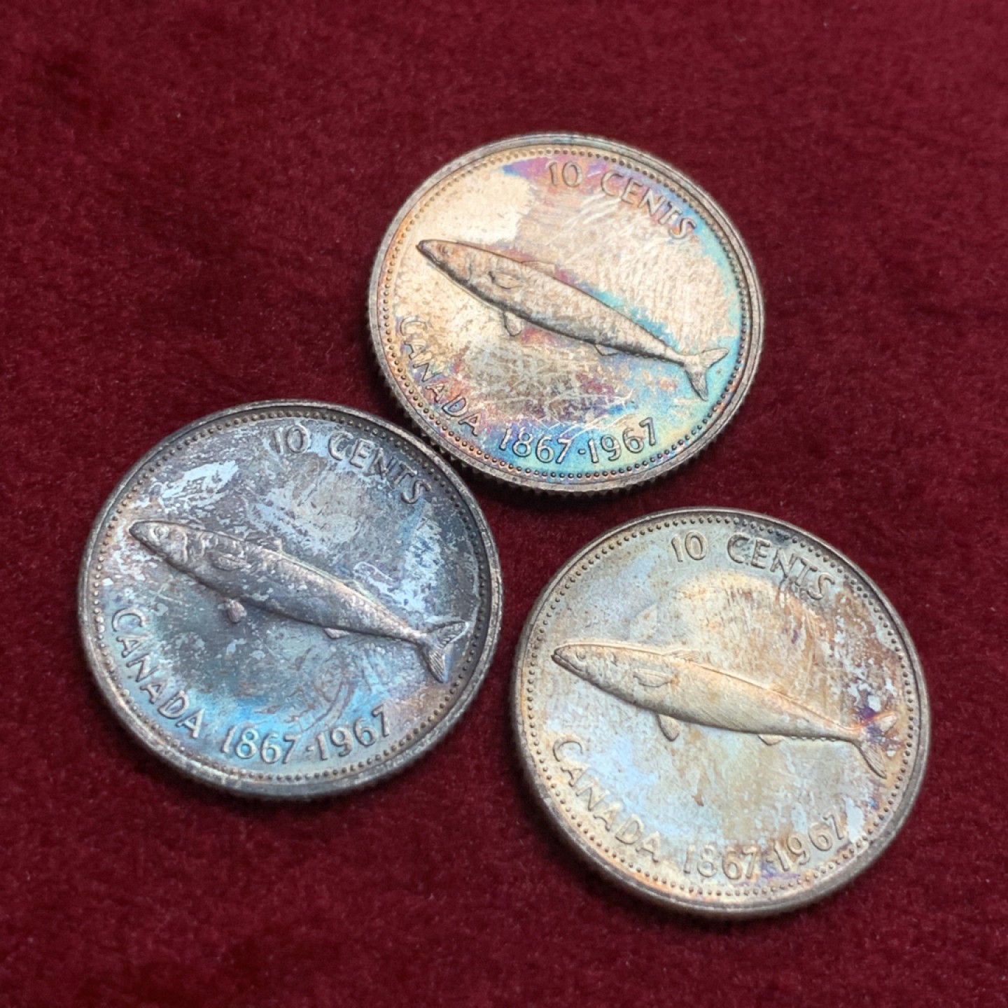 《竞宝斋》第102场-本周四 套币裸币专场（全场不限金额包邮） 加拿大 1967 维多利亚女王像 10分 小鱼 银币3枚 五彩包浆 原光品