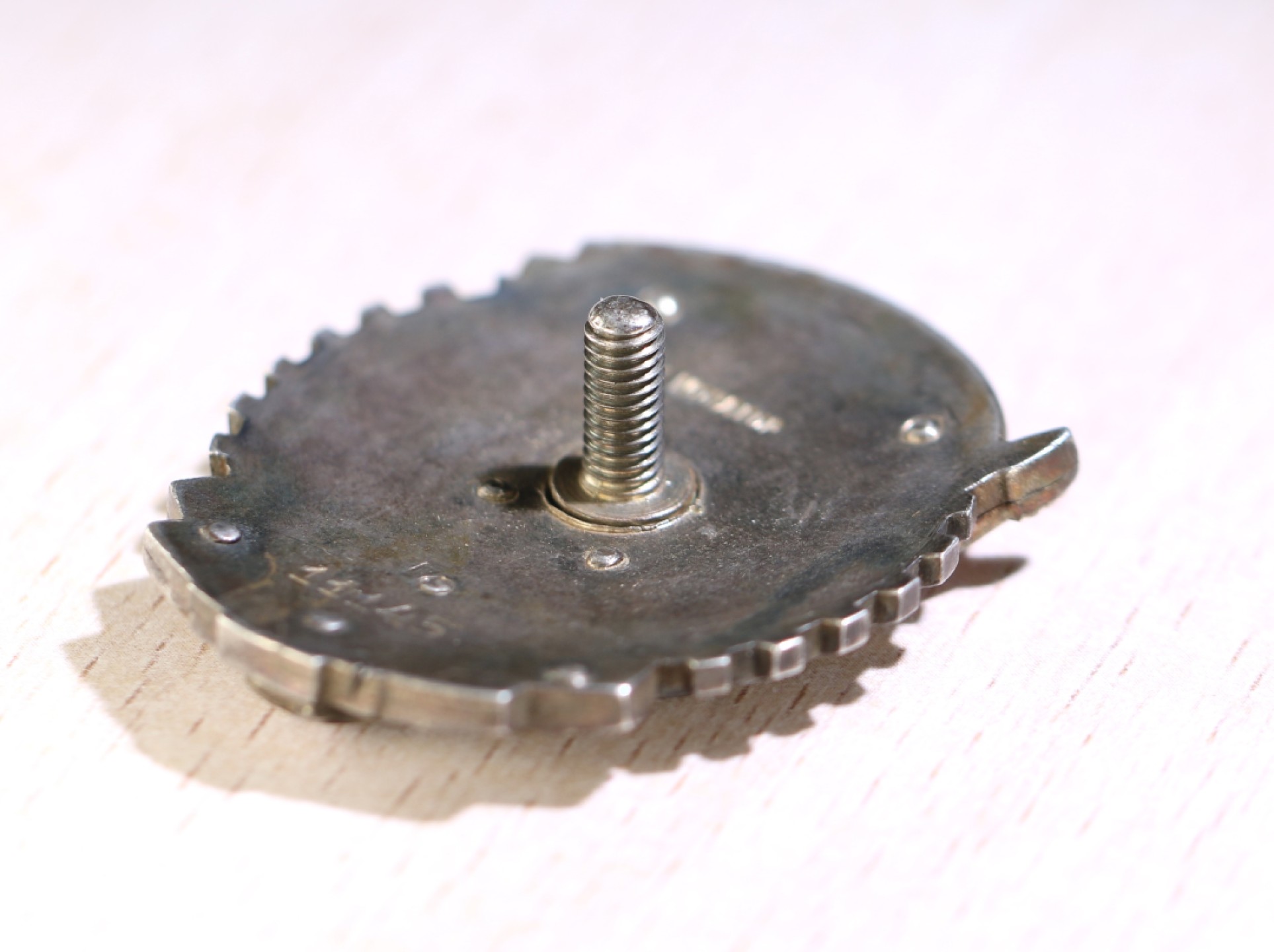 大猫徽章拍卖第204期  苏联劳红旗勋章 早期轮版 好品