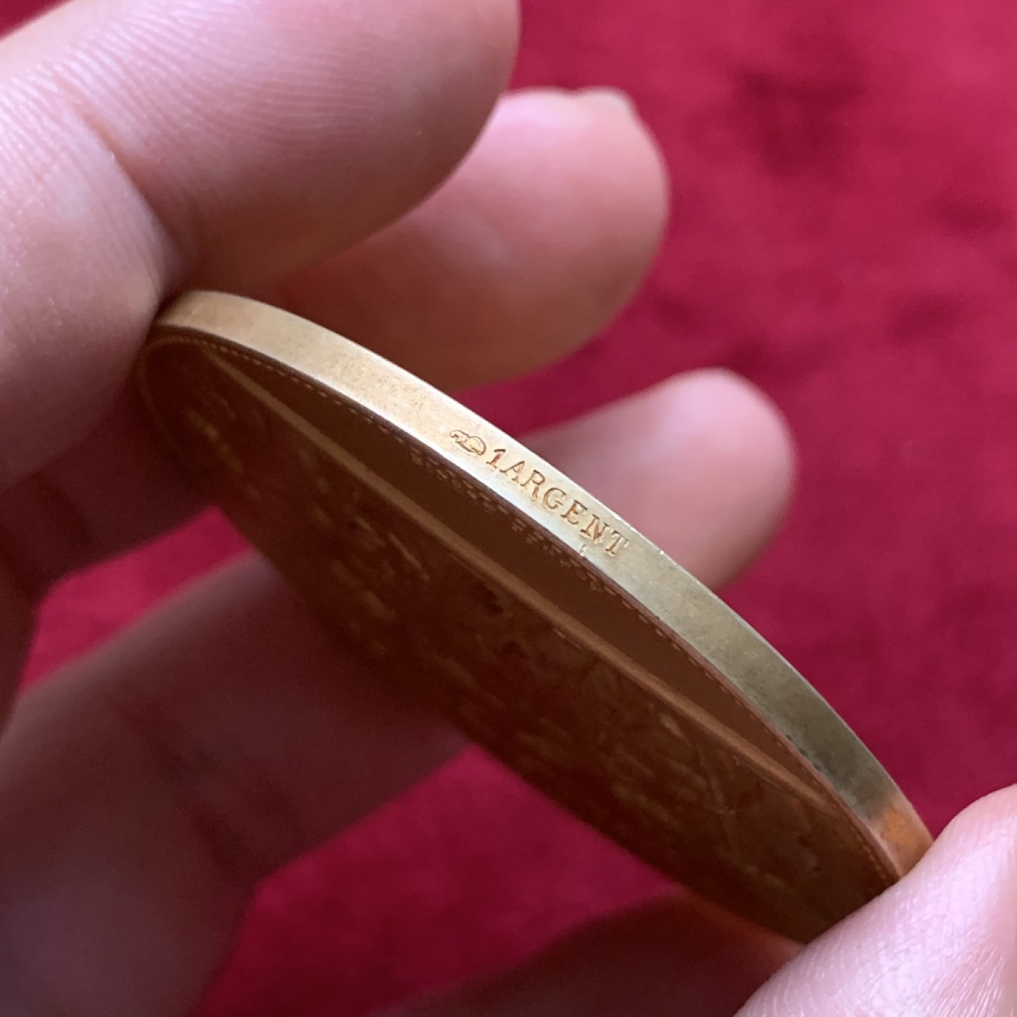 《竞宝斋》第102场-本周四 套币裸币专场（全场不限金额包邮） 法国迪耶普 十九世纪初 三个天使植树 镀金银章 62.7克