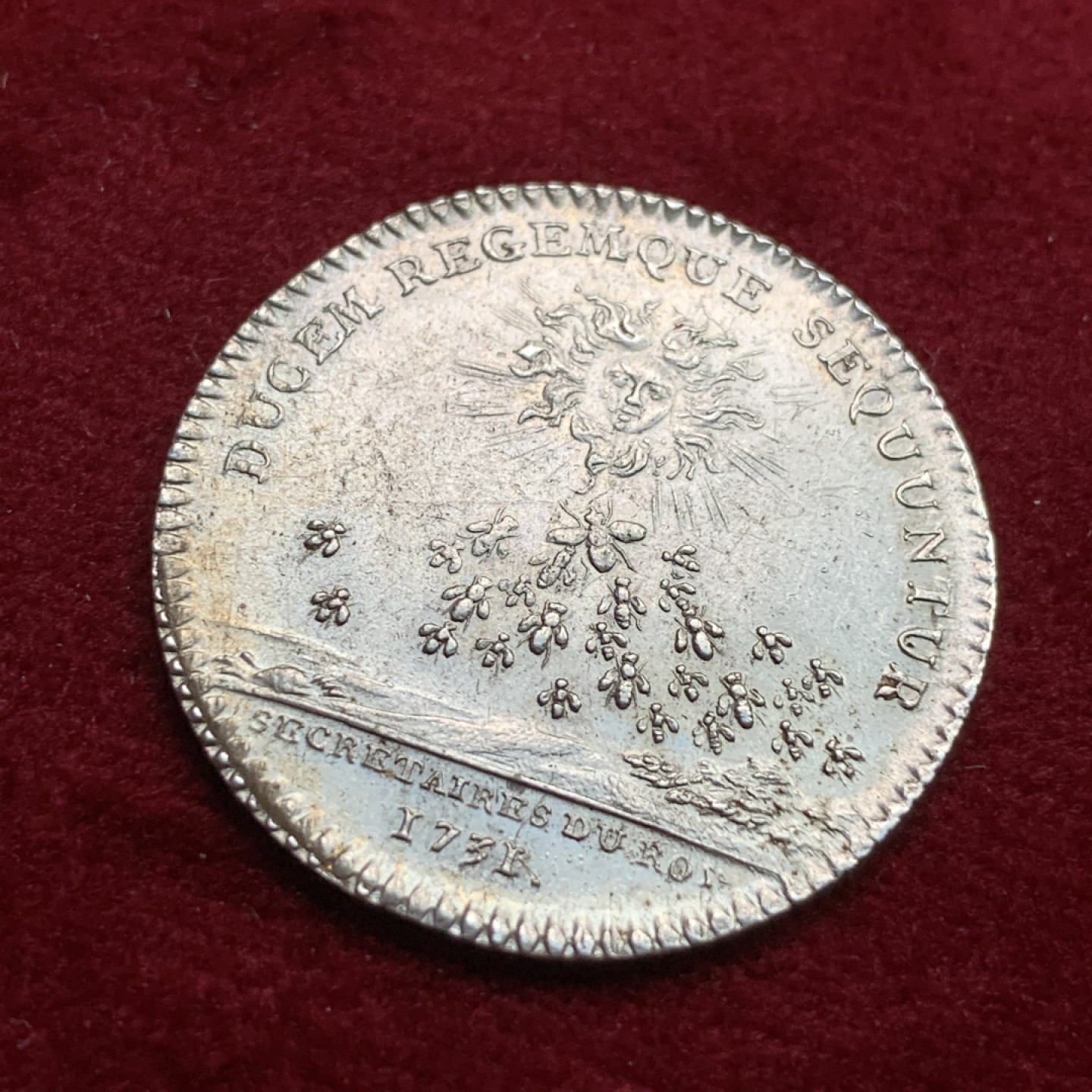 《竞宝斋》第102场-本周四 套币裸币专场（全场不限金额包邮） 法国 1731年 路易十五 小蜜蜂向太阳 银JETON 少见品种