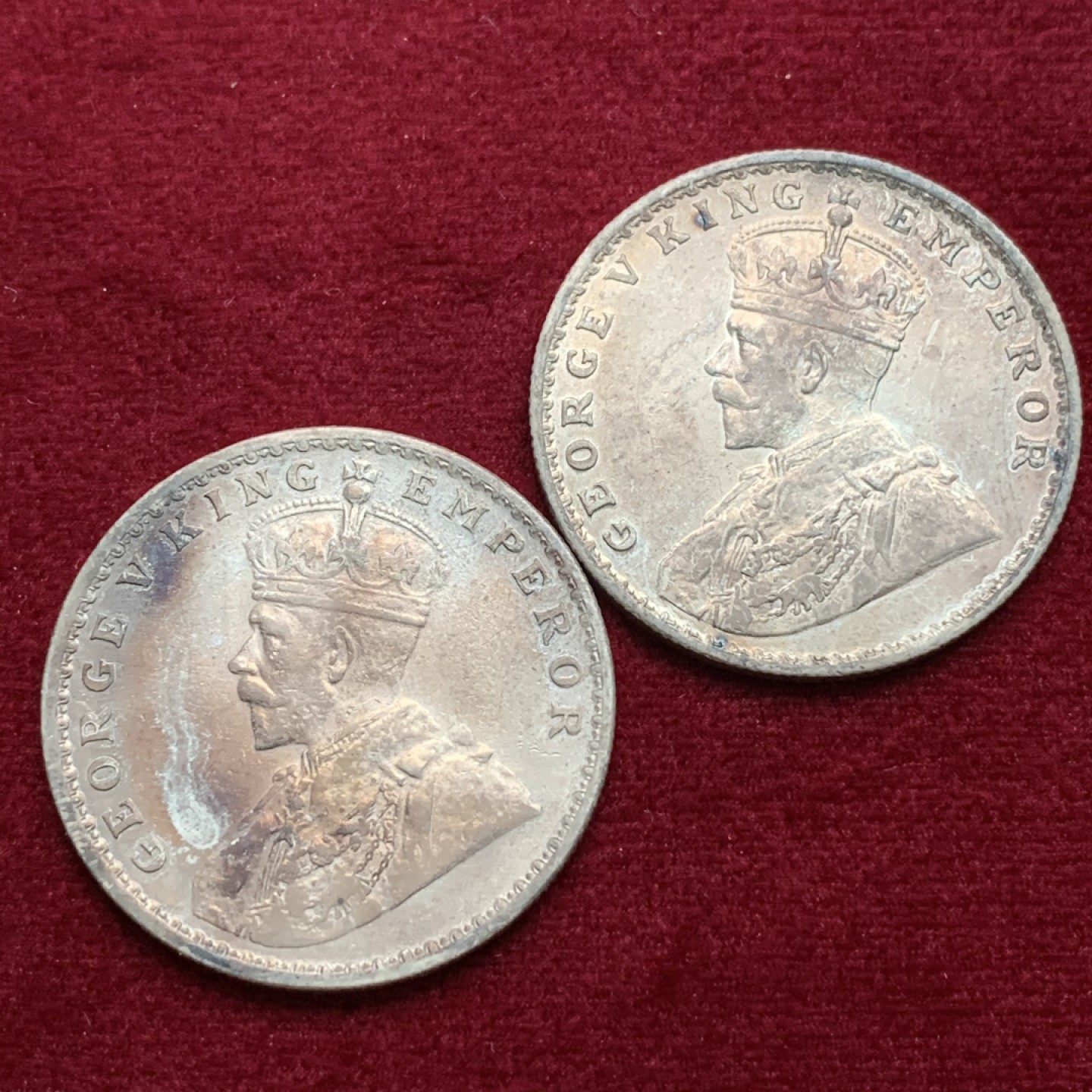 《竞宝斋》第102场-本周四 套币裸币专场（全场不限金额包邮） 2枚一起  英属 印度 1918年 乔治 五世  1卢比 银币一对