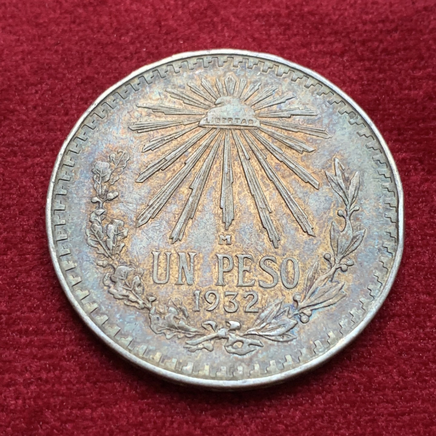 《竞宝斋》第102场-本周四 套币裸币专场（全场不限金额包邮） 墨西哥 1932年 1比索 老鹰 银币 双面深褐色包浆 非常好