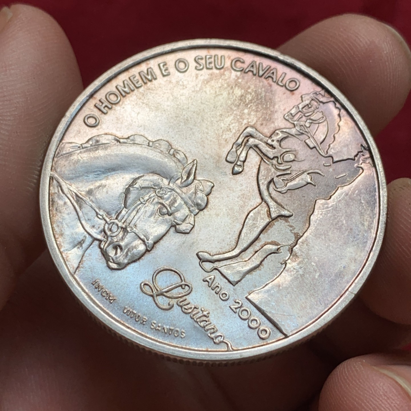 《竞宝斋》第102场-本周四 套币裸币专场（全场不限金额包邮） 葡萄牙2000年名驹卢西塔洛马1000埃斯库多克朗型纪念大银币 Silver (.500) • 27 g • ⌀ 40.1 mm