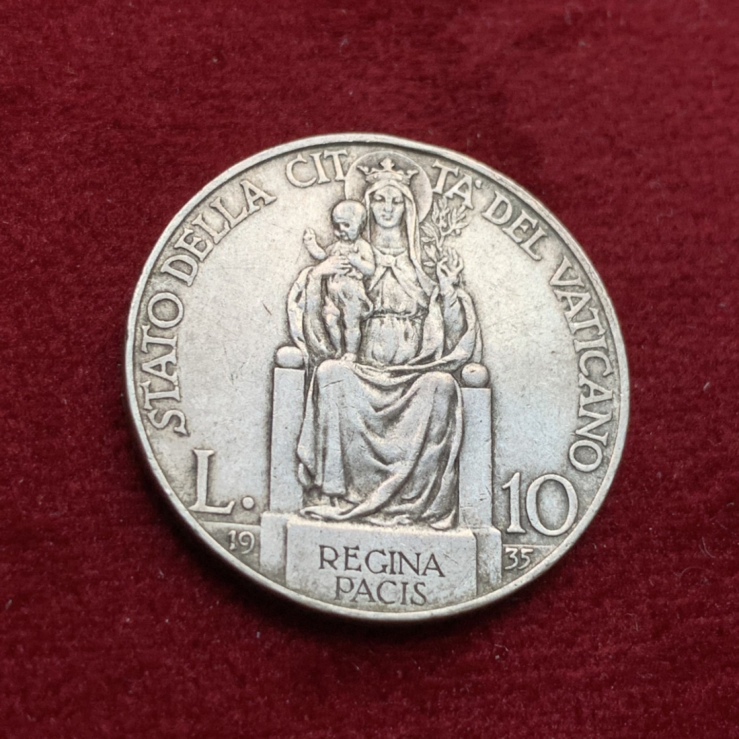 《竞宝斋》第102场-本周四 套币裸币专场（全场不限金额包邮） 梵蒂冈 1935年 10里拉 圣母抱婴 银币 少见品种