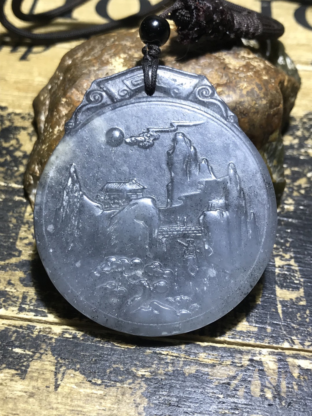 仅此一块，精美和田青花高山流水牌一块，