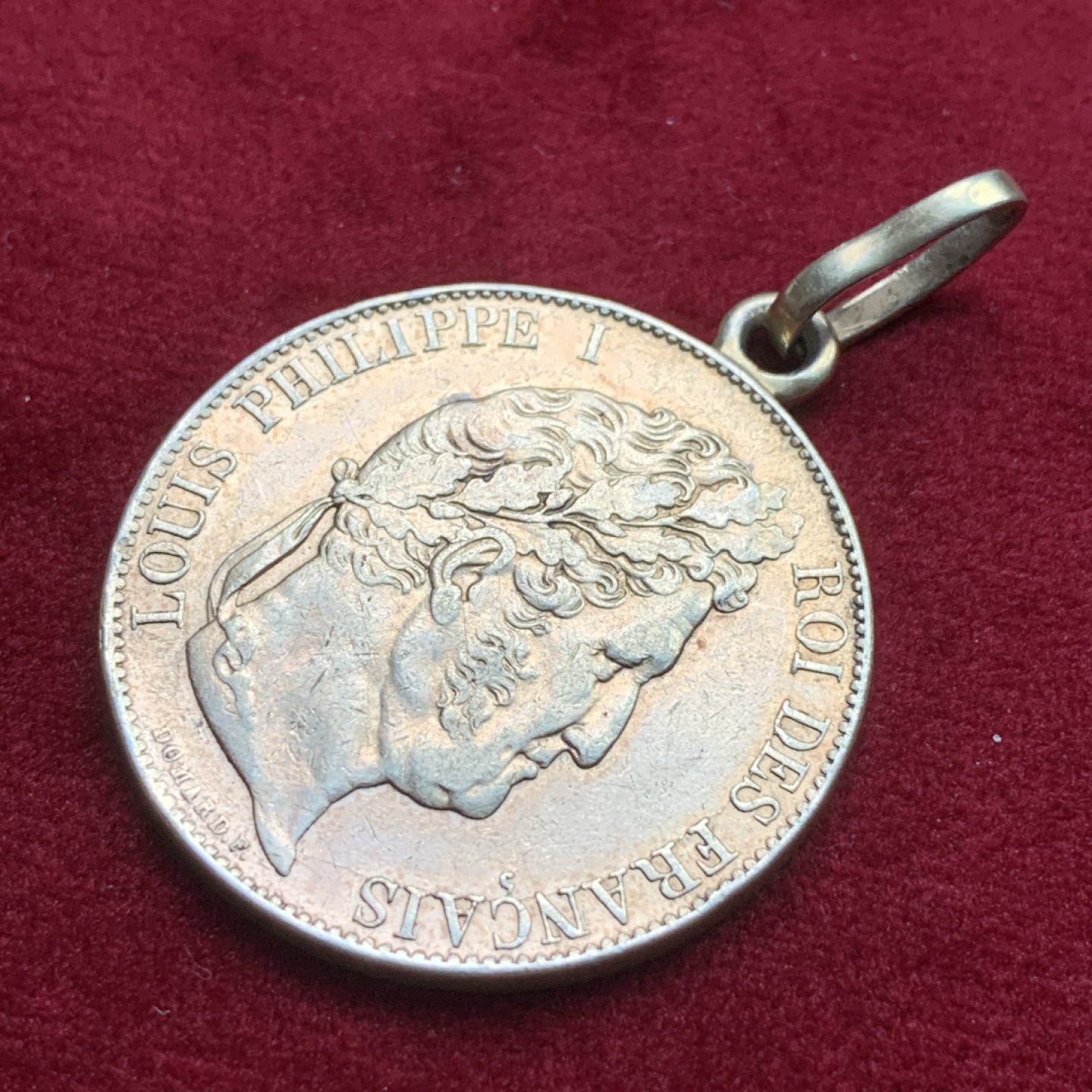 《竞宝斋》第102场-本周四 套币裸币专场（全场不限金额包邮） 法国1846年 菲利普5法郎 大银币 镀金 带吊环