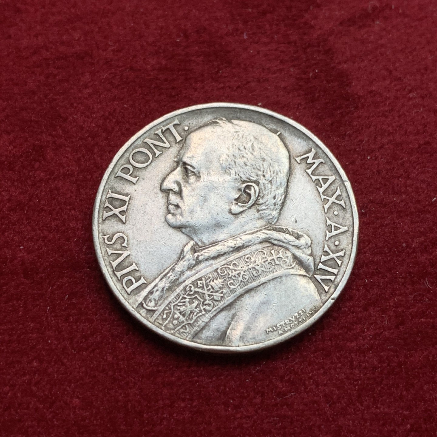 《竞宝斋》第102场-本周四 套币裸币专场（全场不限金额包邮） 梵蒂冈 1935年 10里拉 圣母抱婴 银币 少见品种