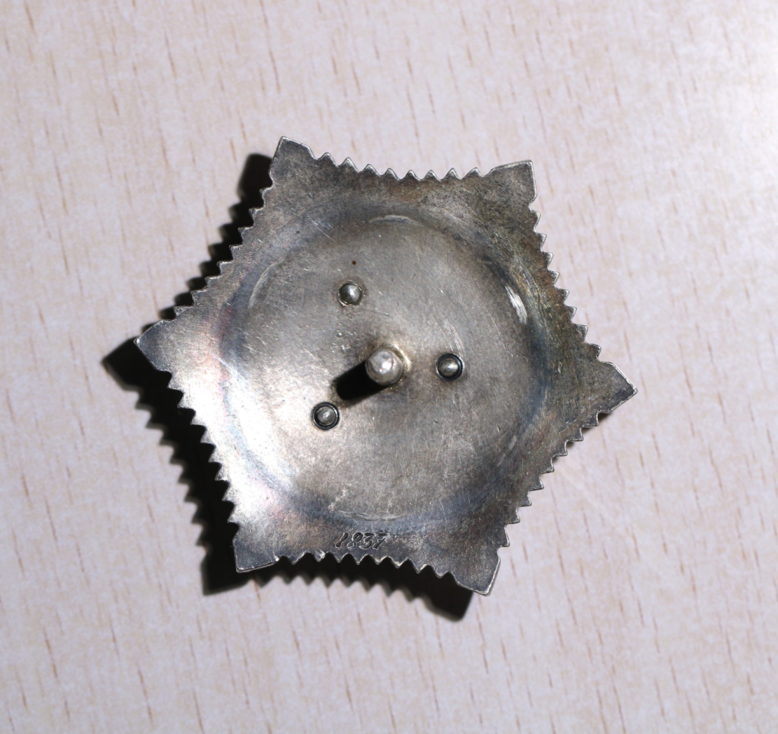 大猫徽章拍卖第204期  蒙古🇲🇳北极星勋章 银质好品 杆有小截