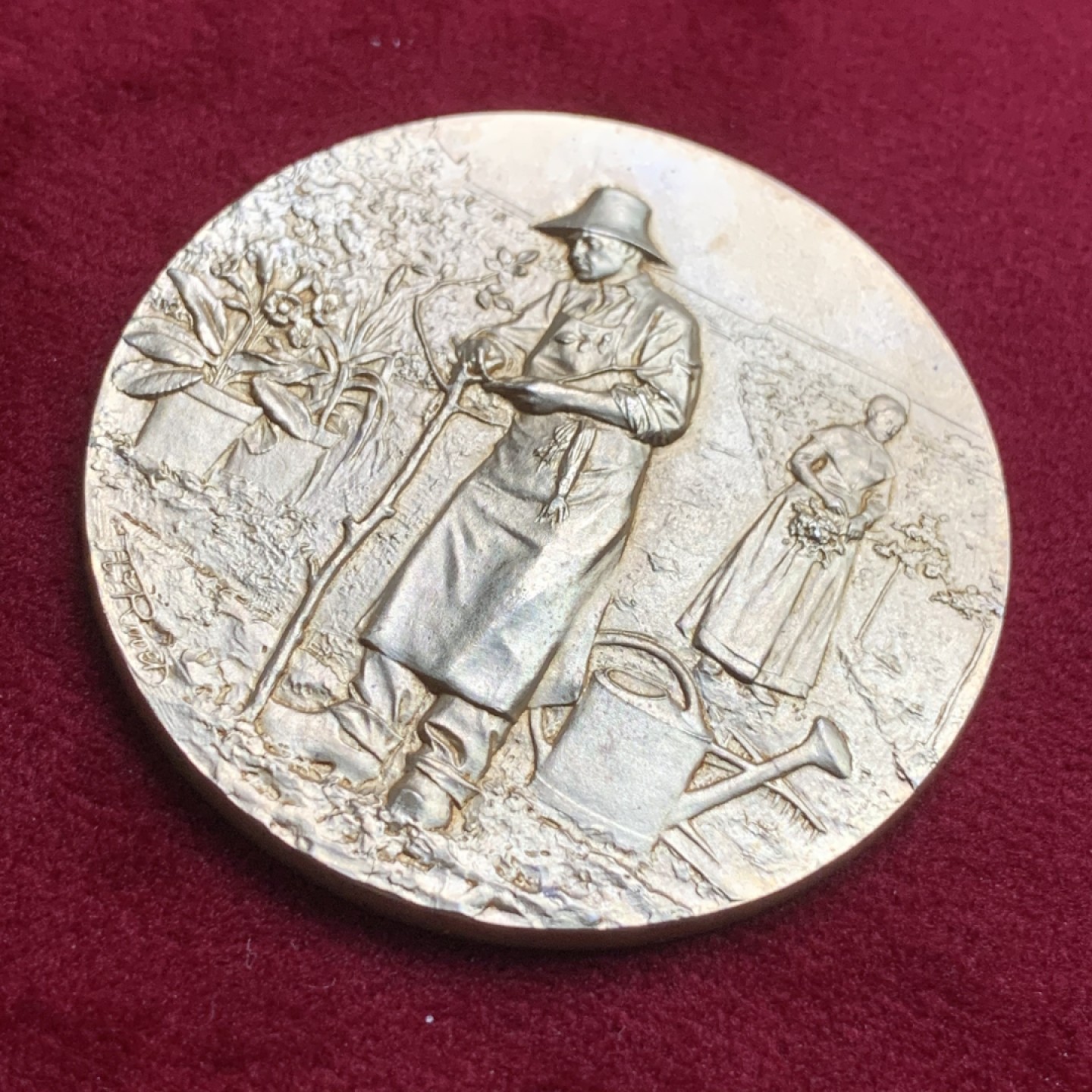 《竞宝斋》第102场-本周四 套币裸币专场（全场不限金额包邮） 法国迪耶普 十九世纪初 农业纪念 镀金银章 61.45克