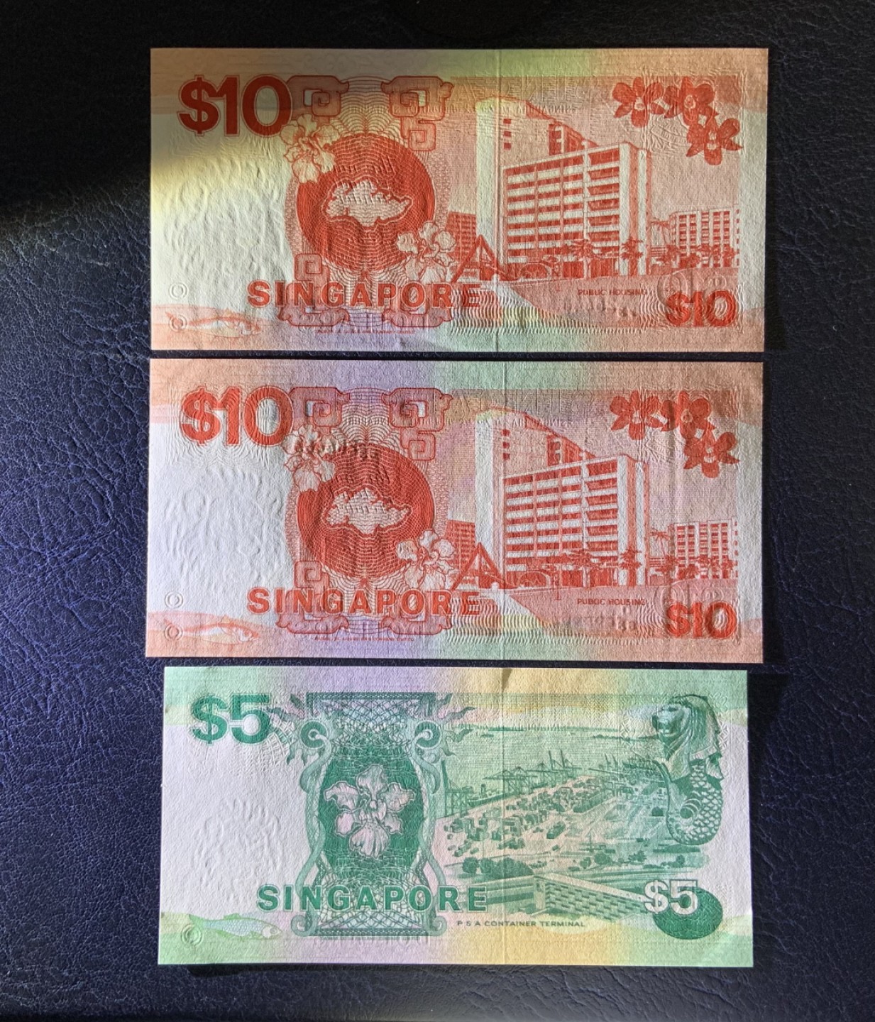 收藏联盟Quantum Auction 第197期拍卖 (已更新) 新加坡1988年5元和10元全同号3张 品相全新UNC