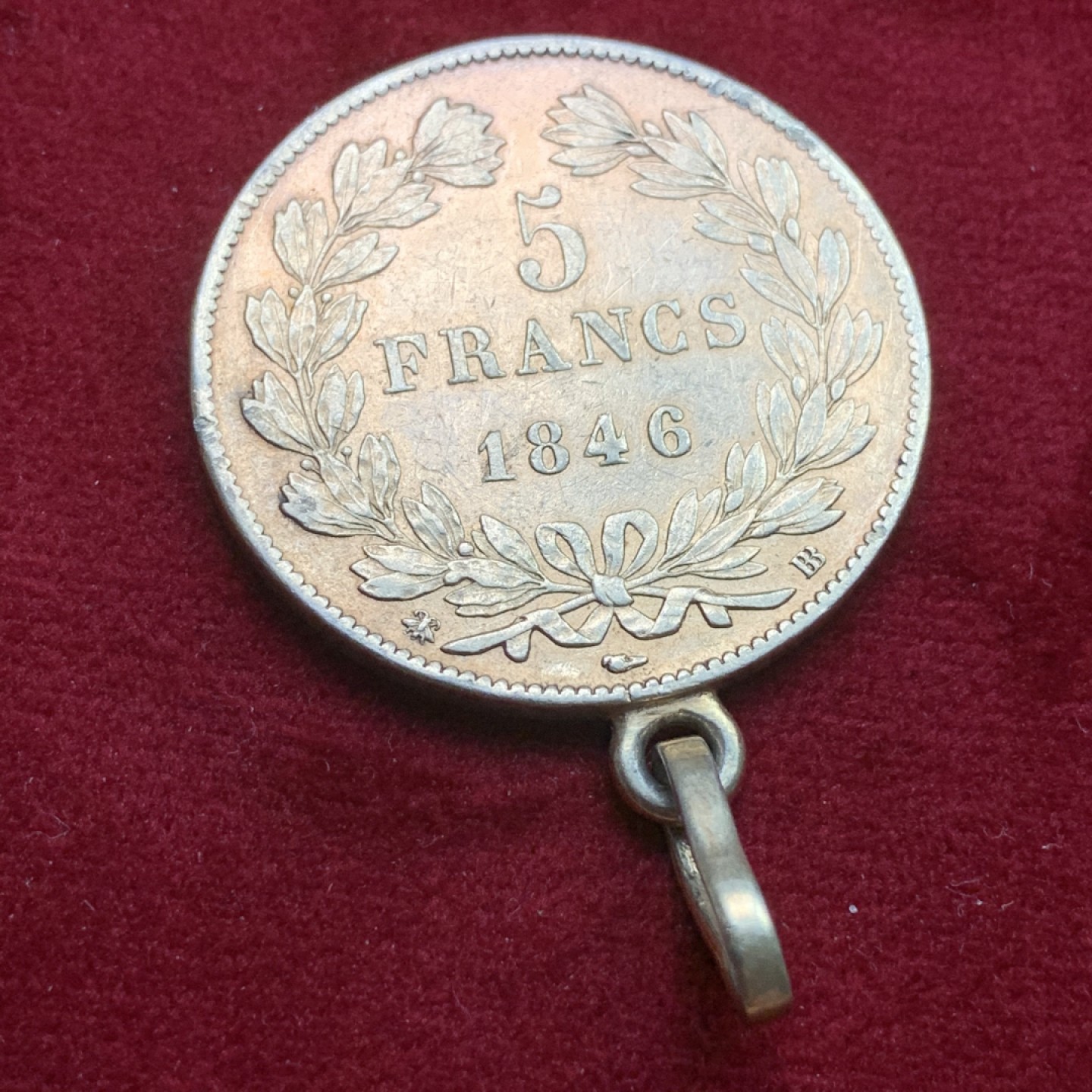 《竞宝斋》第102场-本周四 套币裸币专场（全场不限金额包邮） 法国1846年 菲利普5法郎 大银币 镀金 带吊环