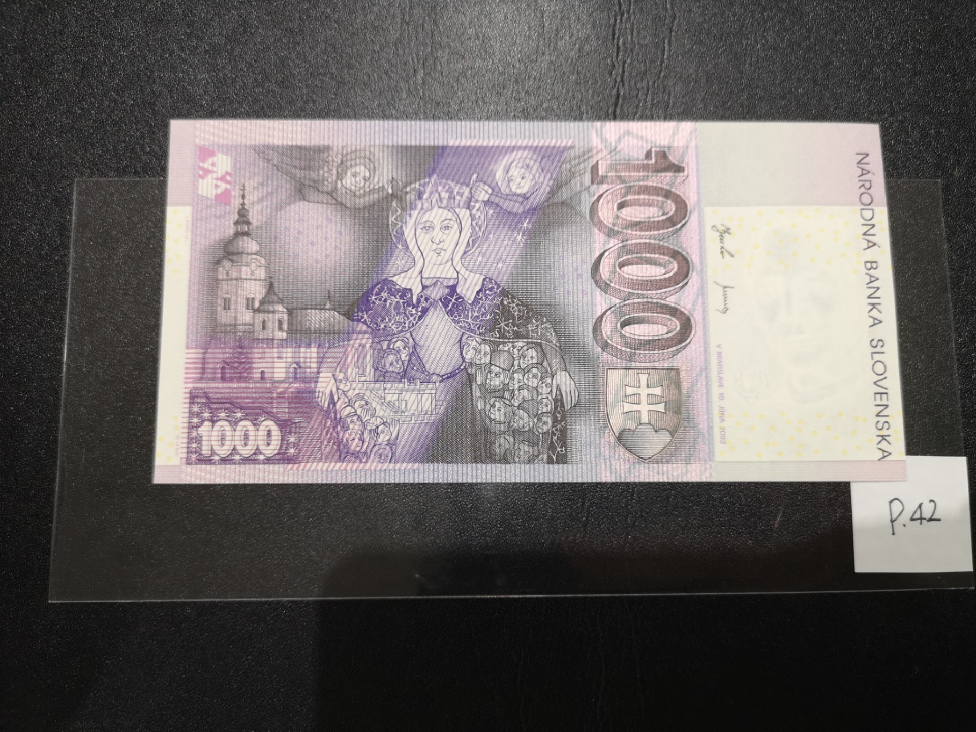 《外钞收藏家》第二百零七期（东欧三国裸钞专场） 斯洛伐克-2002-1000 克朗  德纳罗版，带光变油墨图案，唯一冠P 全新