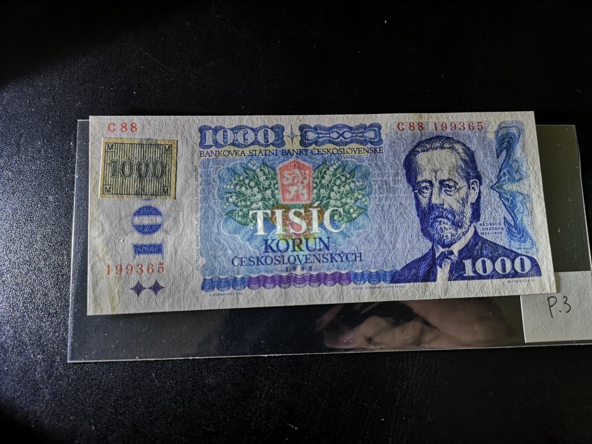 《外钞收藏家》第二百零七期（东欧三国裸钞专场） 捷克-1985-1000 克朗 1993年独立后发行，首冠C，生日号 全新