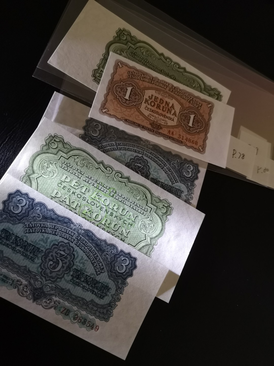 《外钞收藏家》第二百零七期（东欧三国裸钞专场） 捷克斯洛伐克1、3、5、3、5克朗五张 1953、1961年小面额各一套  ZB388549补号 全新