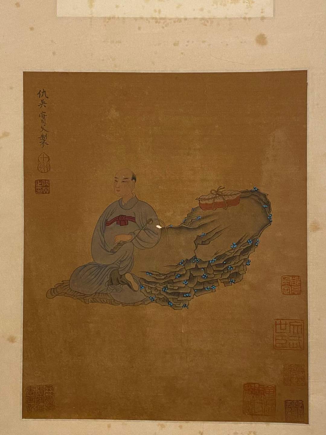 仇英绢本人物立轴