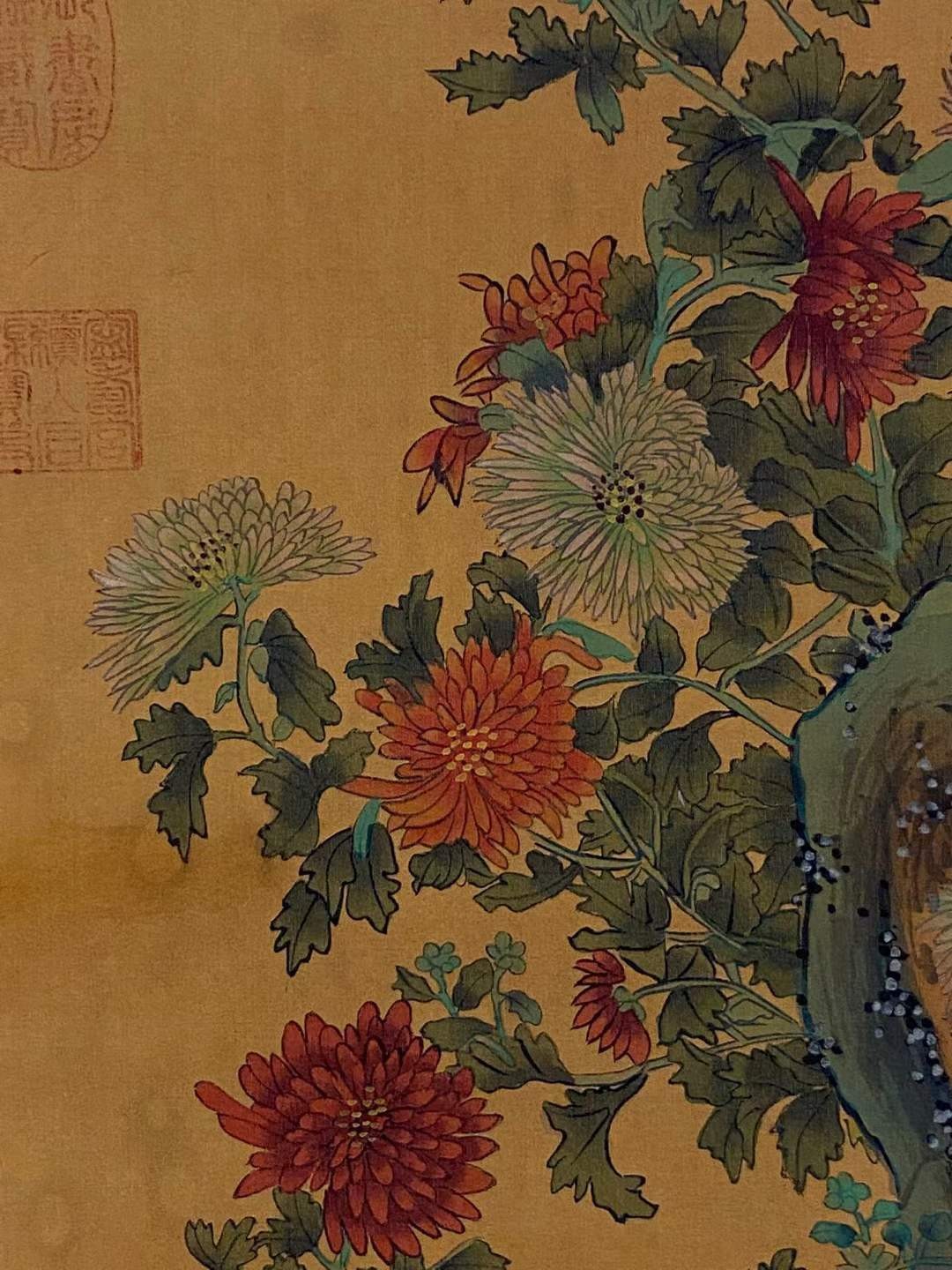 宋徽宗绢本花卉图立轴