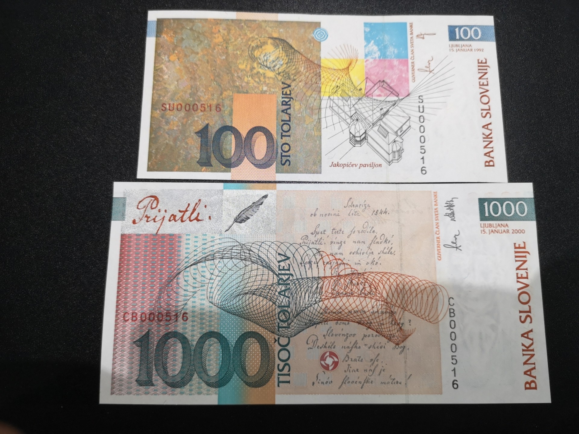 《外钞收藏家》第二百零七期（东欧三国裸钞专场） 斯洛文尼亚-2001-100和1000托拉尔两张 银行10周年纪念钞 全新