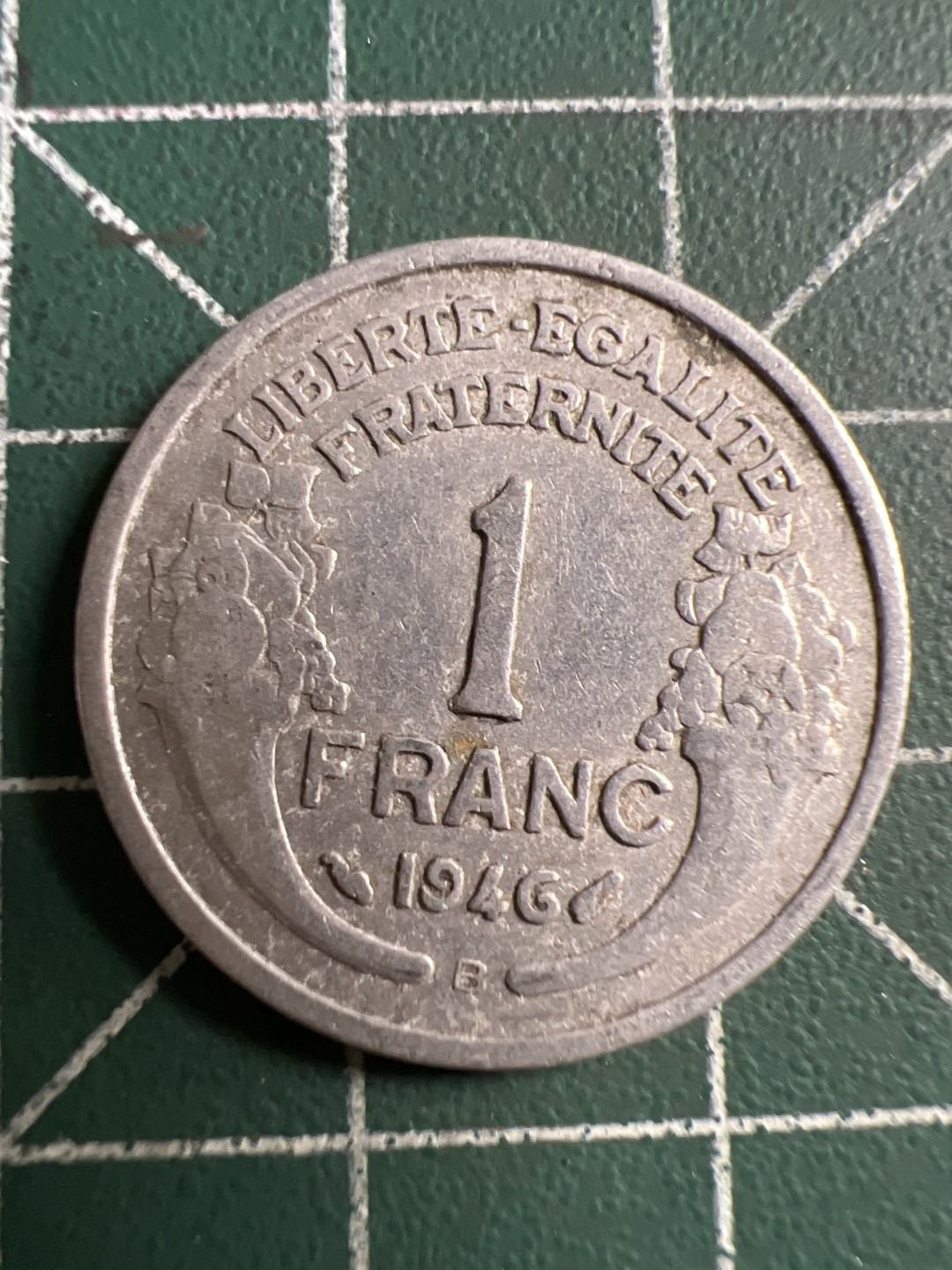 泡泡堂第112期  世界硬币邮票专场（无押金，无佣金，捡漏，全场20包邮，偏远地区除外） 法国1946年一法郎