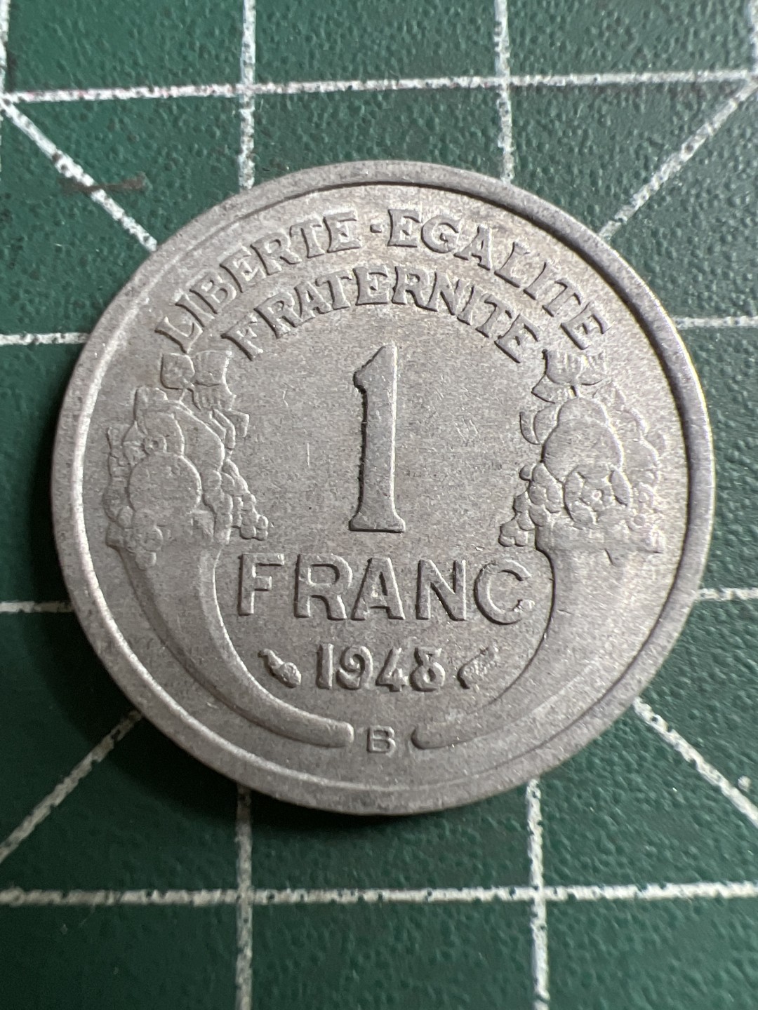 泡泡堂第111期  世界硬币邮票专场（无押金，无佣金，捡漏，全场20包邮，偏远地区除外） 法国1948年一法