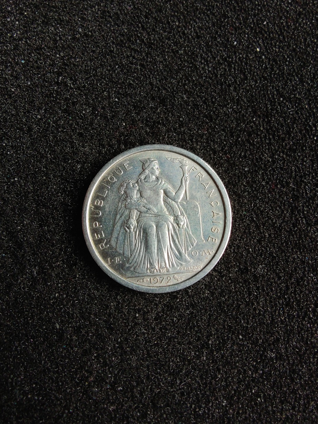 ♥一只鱼（世界钱币第四期） 新喀里多尼亚1法郎