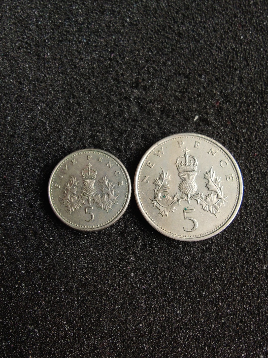 ♥一只鱼（世界钱币第四期） 英国5便士