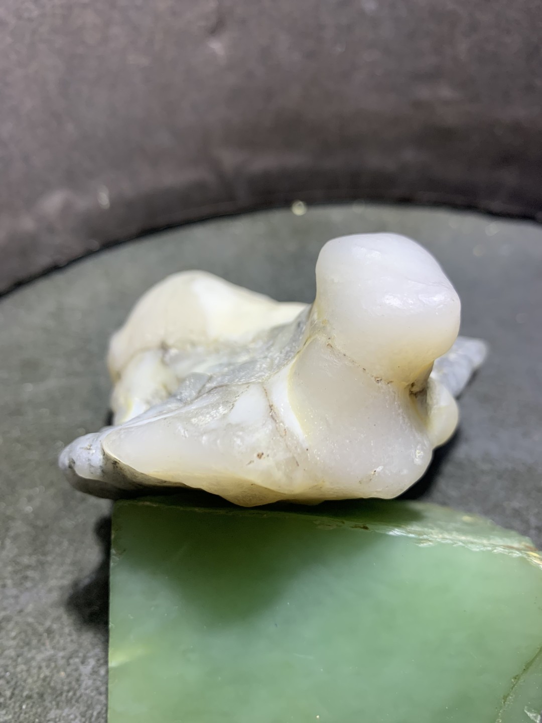 精美天然新疆哈密青花高玉化蛋白玉原石一块，