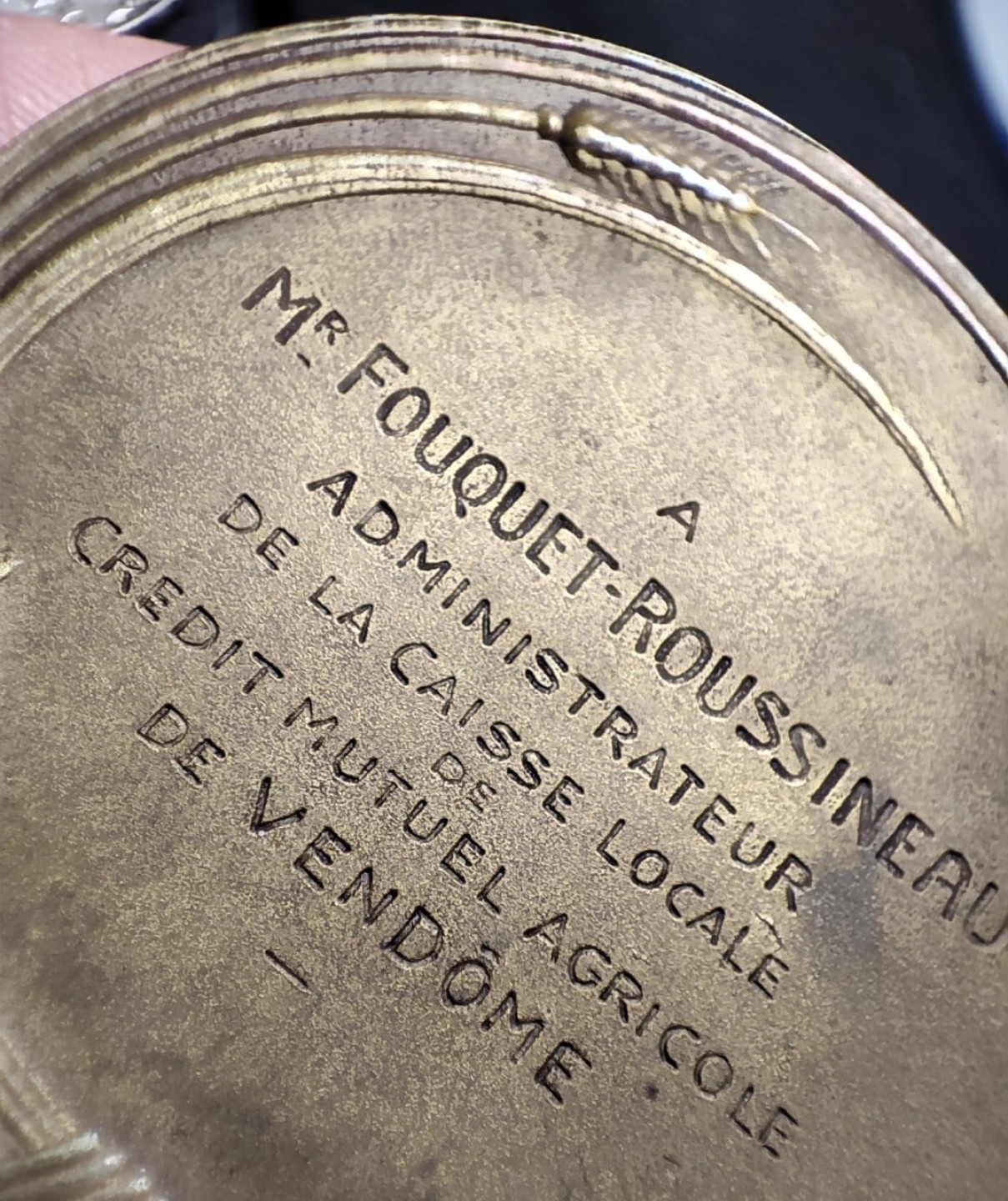 gush小明20221011周二 法国农业人物大铜章