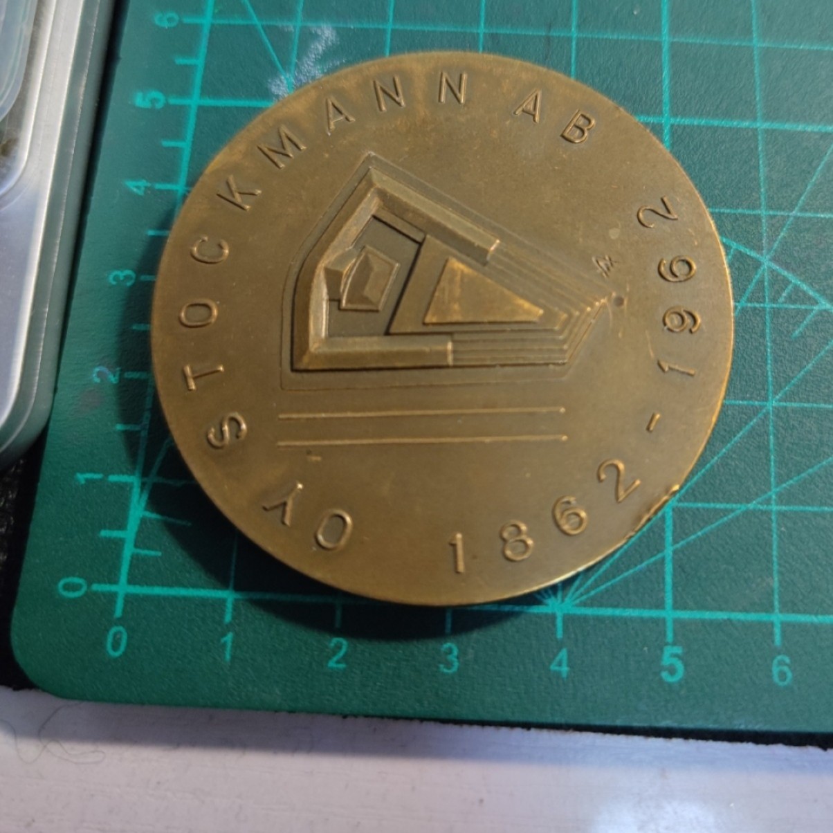 gush小明20221011周二 芬兰艺术麦朵尔铜章1962