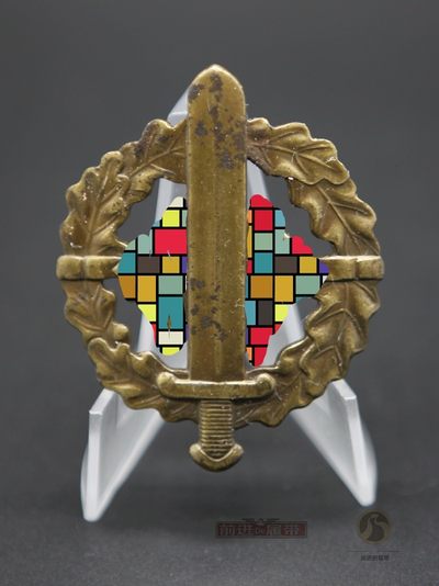 前进的履带十月的小拍拍 - 德三SA冲锋队铜级体能奖章，背带铭文