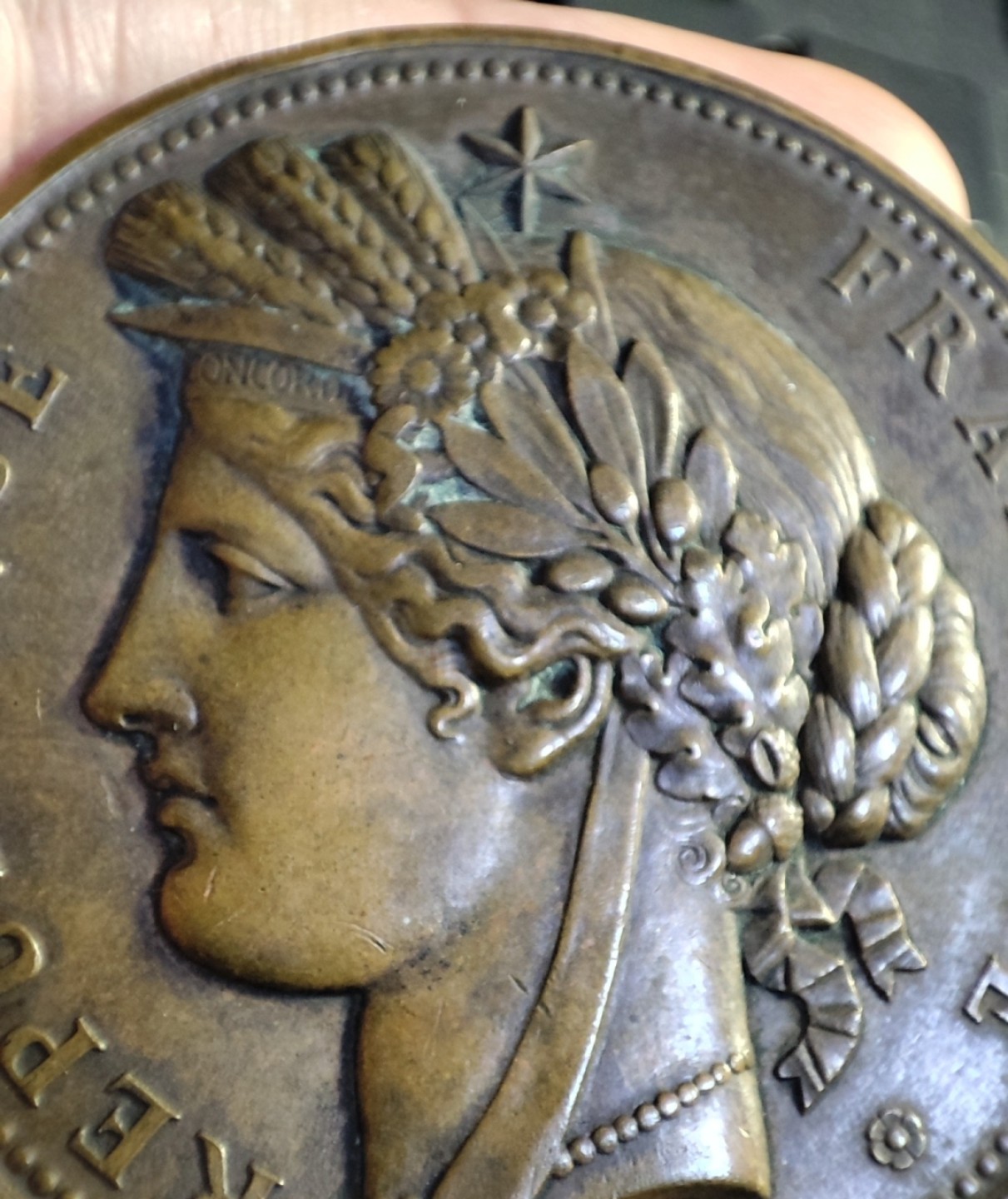 gush小明20221011周二 法国1878巴黎世博会景观铜章 边缘一些磕碰