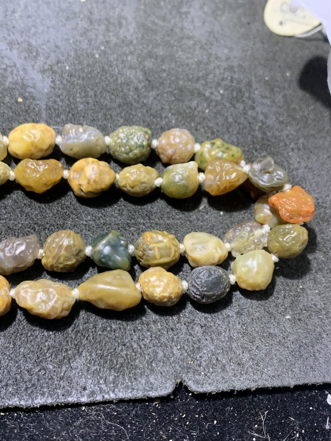 精美阿拉善筋脉玛瑙原石108塔链一条，