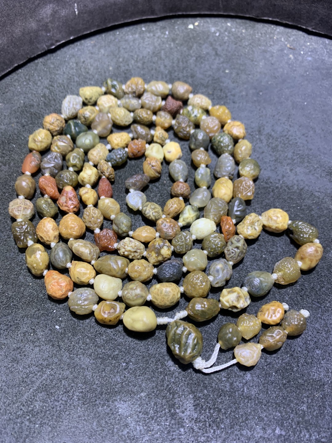 精美阿拉善筋脉玛瑙原石108塔链一条，