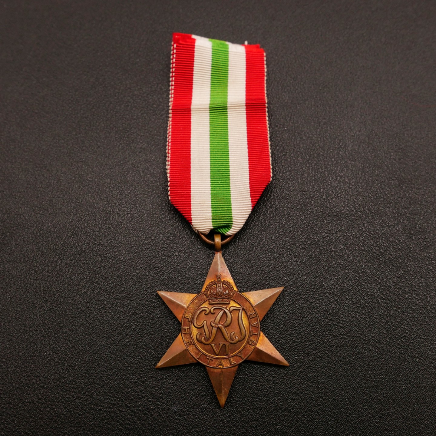 勋章奖章交易所10月15日群拍 英国二战意大利之星奖章