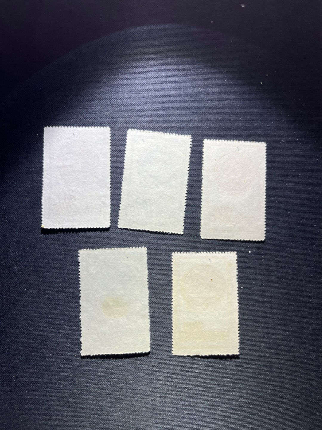 洪涛臻品 精选邮票限时拍卖第五十一期 特1国徽四新一盖混全，上上品，1950年左右经典老纪特开门票，喜欢不要错过