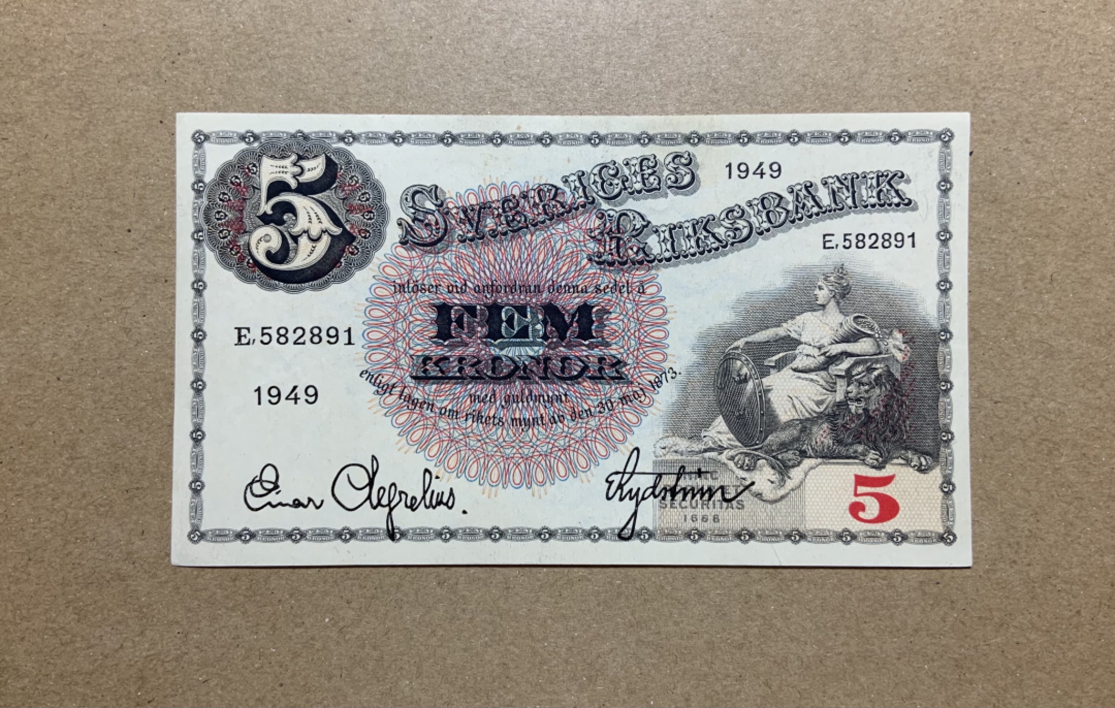 收藏联盟Quantum Auction 第198期拍卖 (已更新) 瑞典1949年5克朗和1968年10克朗纪念钞 品相5克朗UNC-  10克朗AU 早期版本